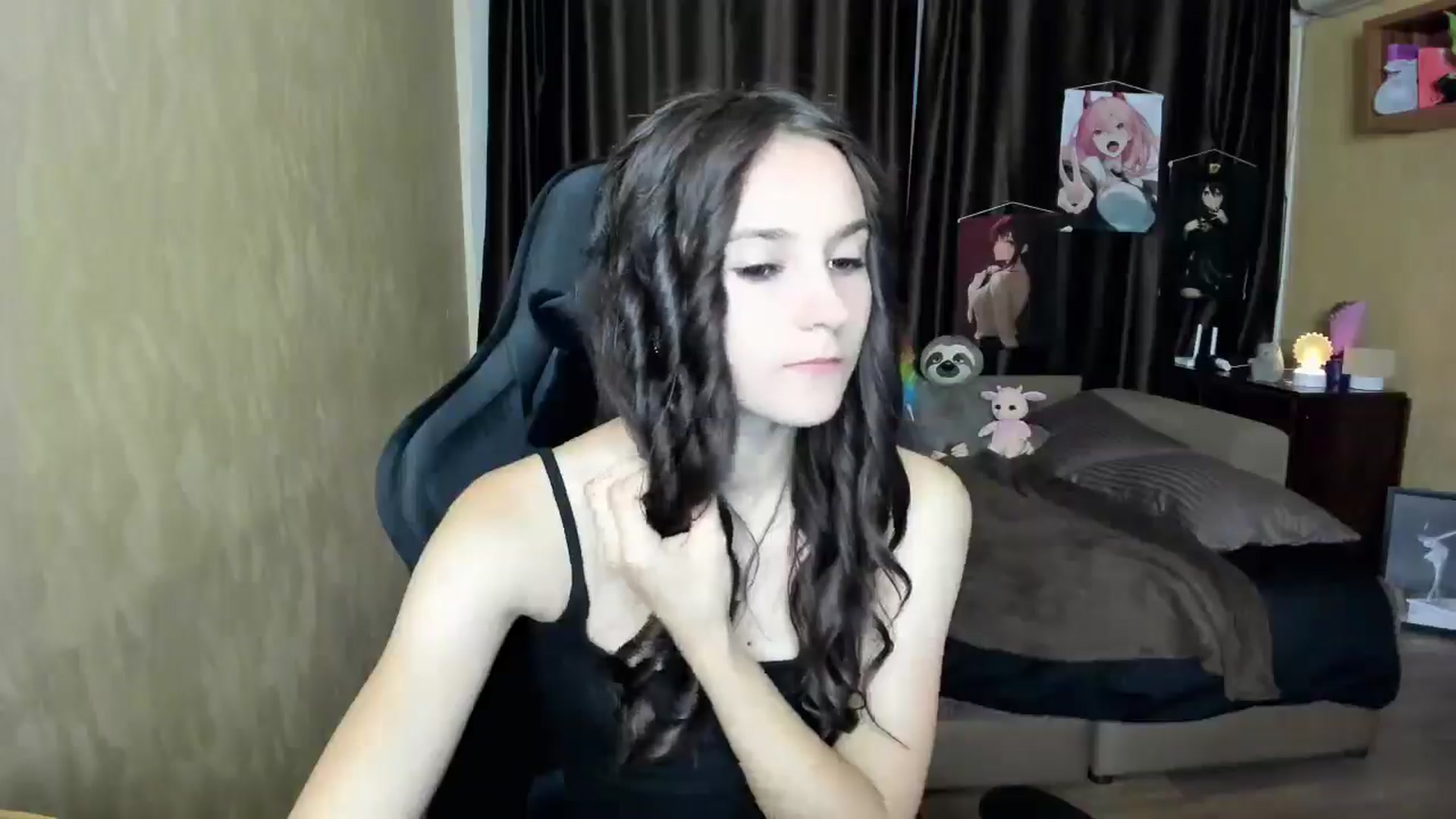 Gallery image thumbnail from Madison_Burke's myfreecams stream on, 08/27/2025, 18:40 image 4 of 20