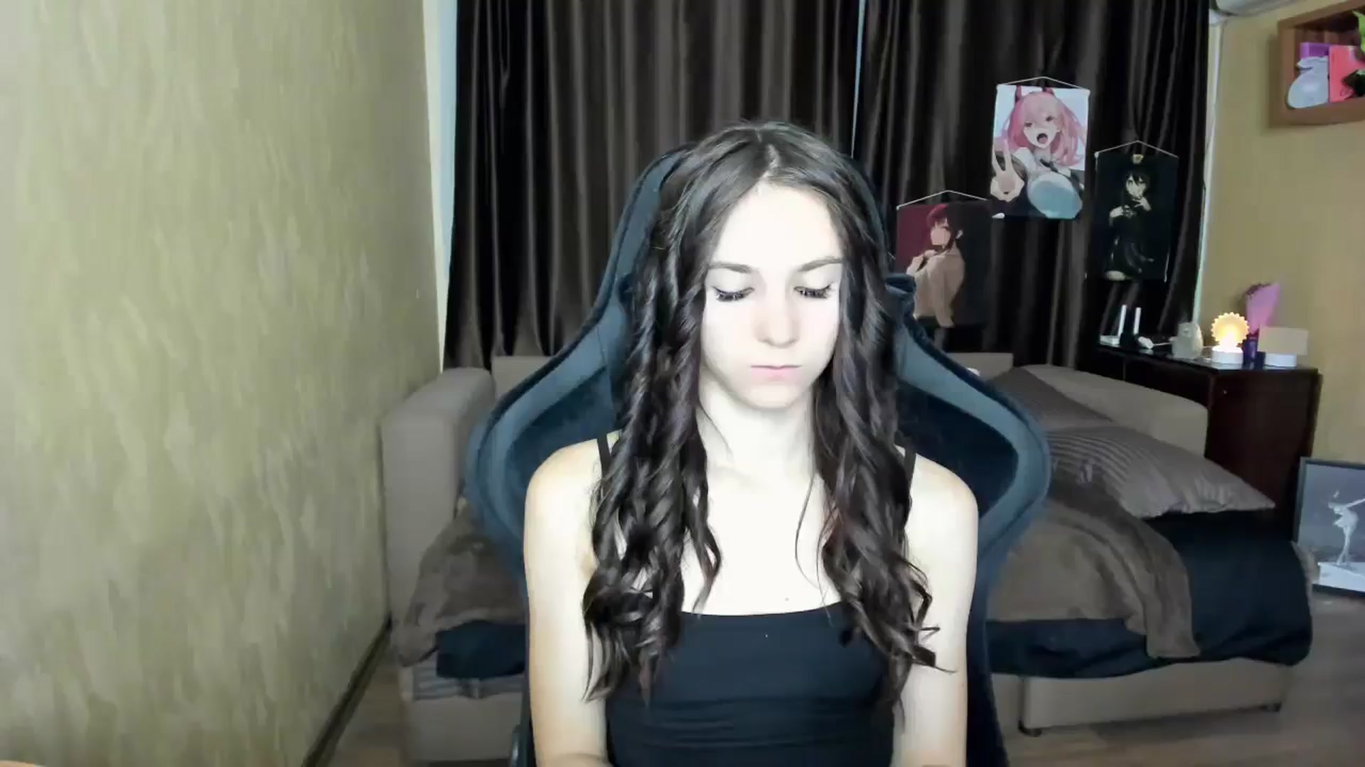 Gallery image thumbnail from Madison_Burke's myfreecams stream on, 08/27/2025, 18:40 image 12 of 20
