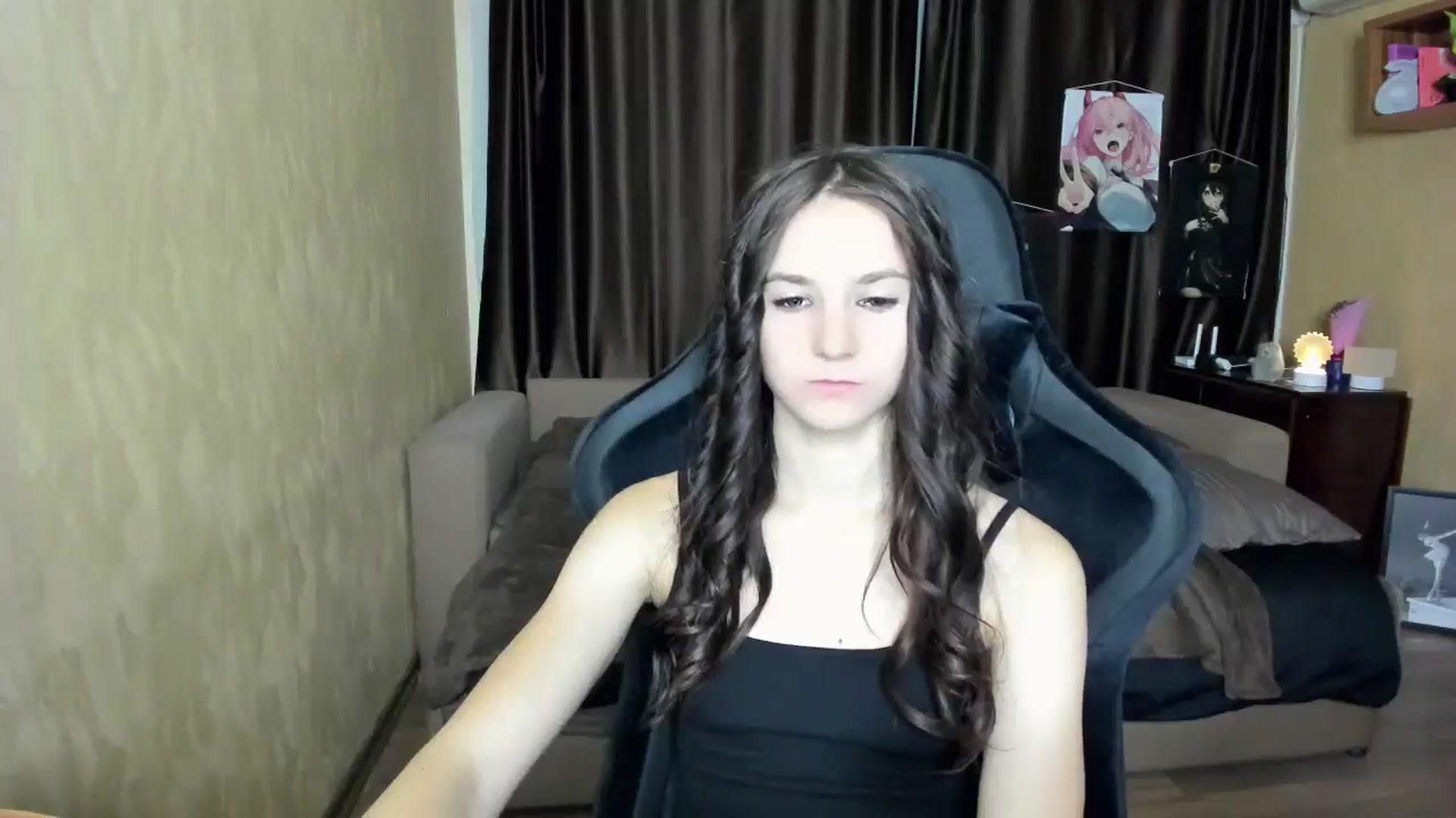 Gallery image thumbnail from Madison_Burke's myfreecams stream on, 08/27/2025, 18:40 image 18 of 20