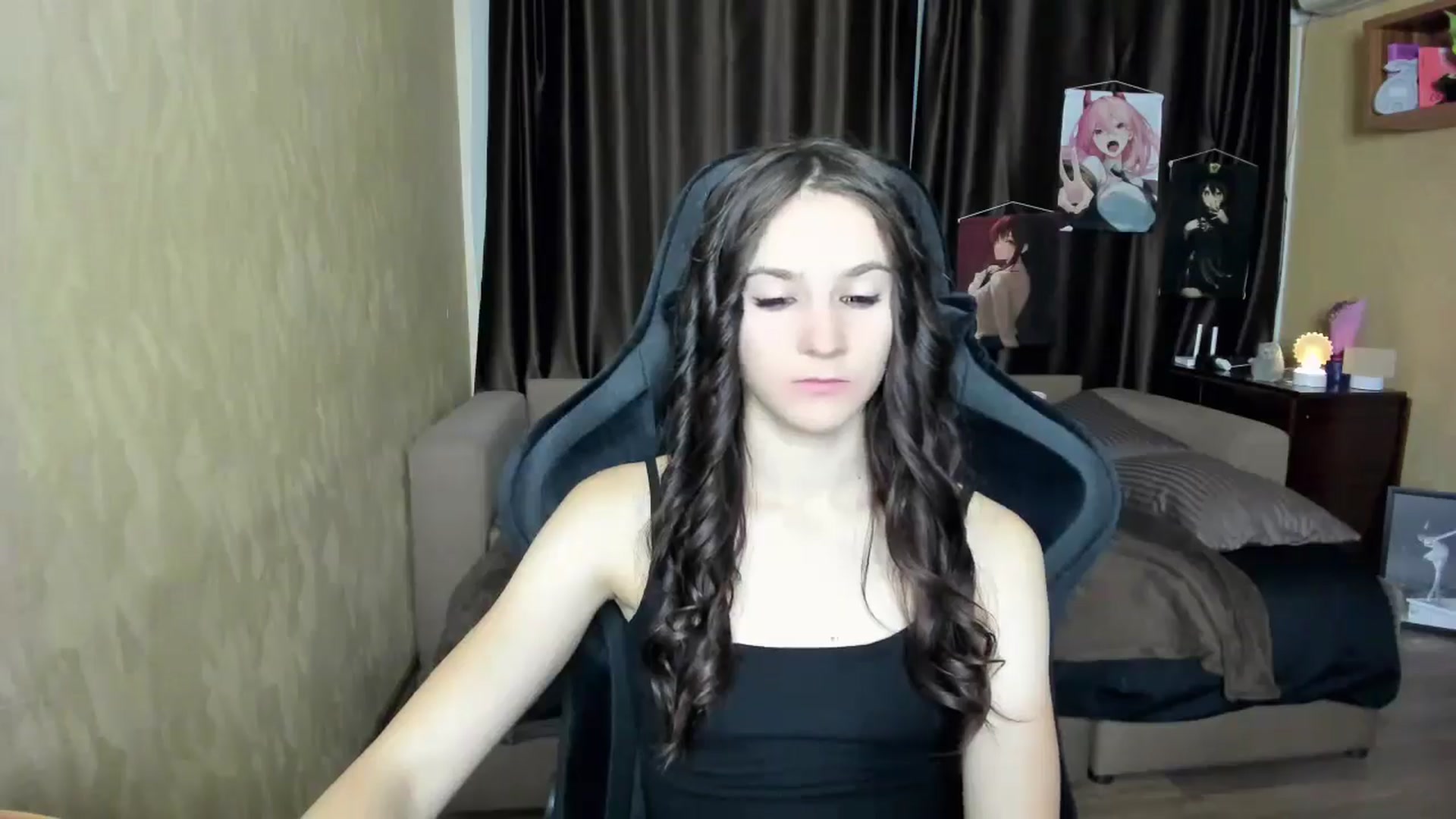 Gallery image thumbnail from Madison_Burke's myfreecams stream on, 08/27/2025, 18:40 image 14 of 20