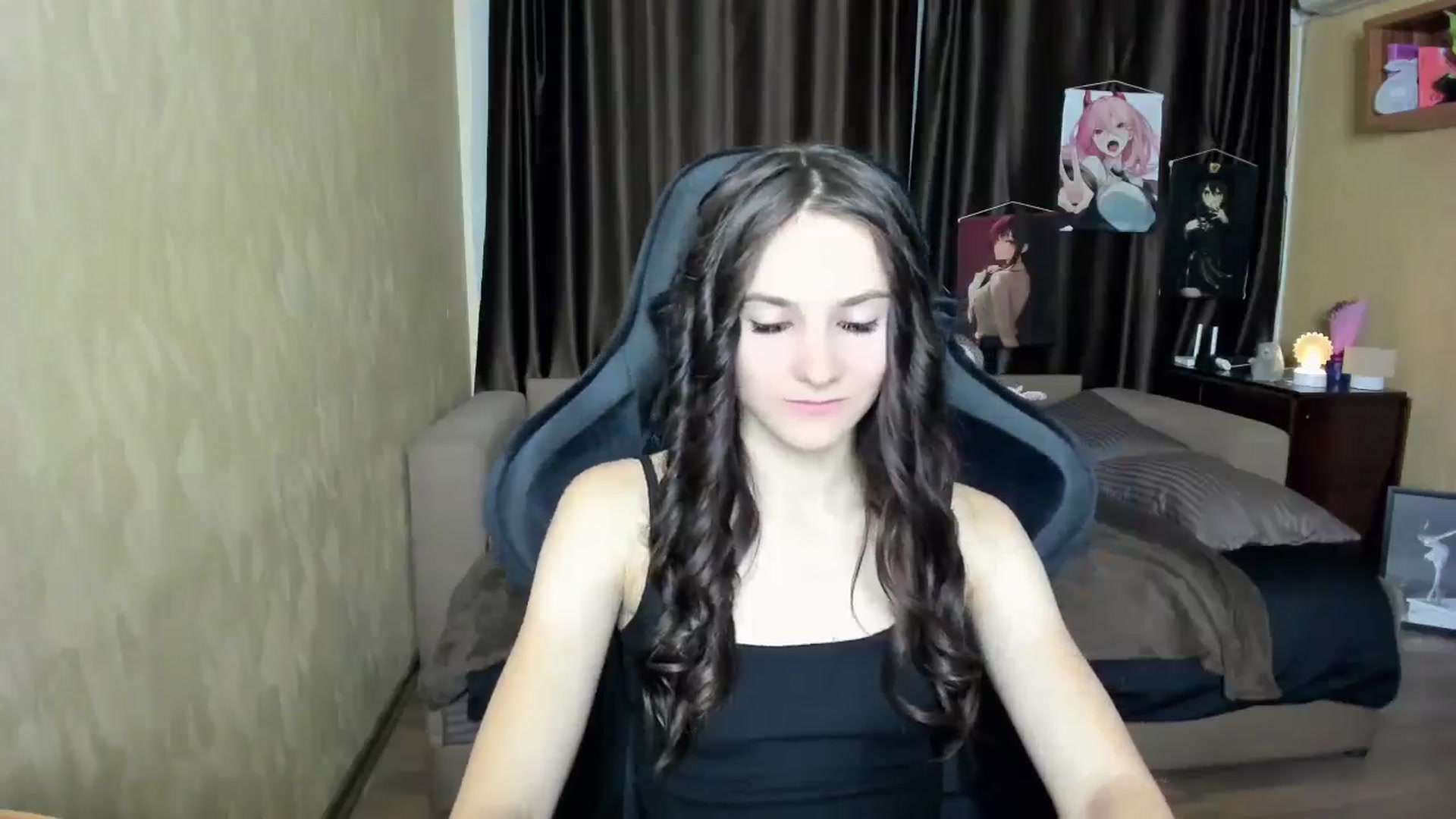 Gallery image thumbnail from Madison_Burke's myfreecams stream on, 08/27/2025, 18:40 image 16 of 20