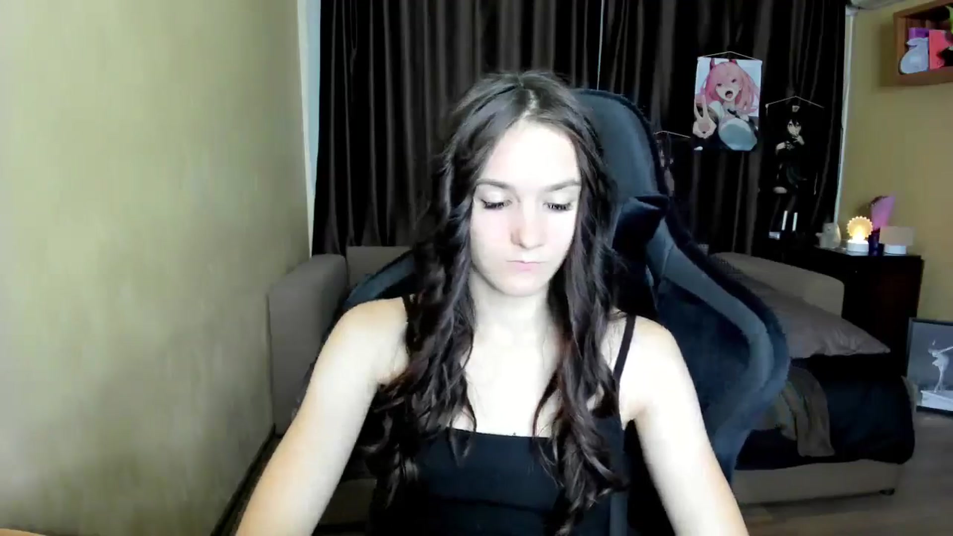 Gallery image thumbnail from Madison_Burke's myfreecams stream on, 08/27/2025, 21:47 image 6 of 20