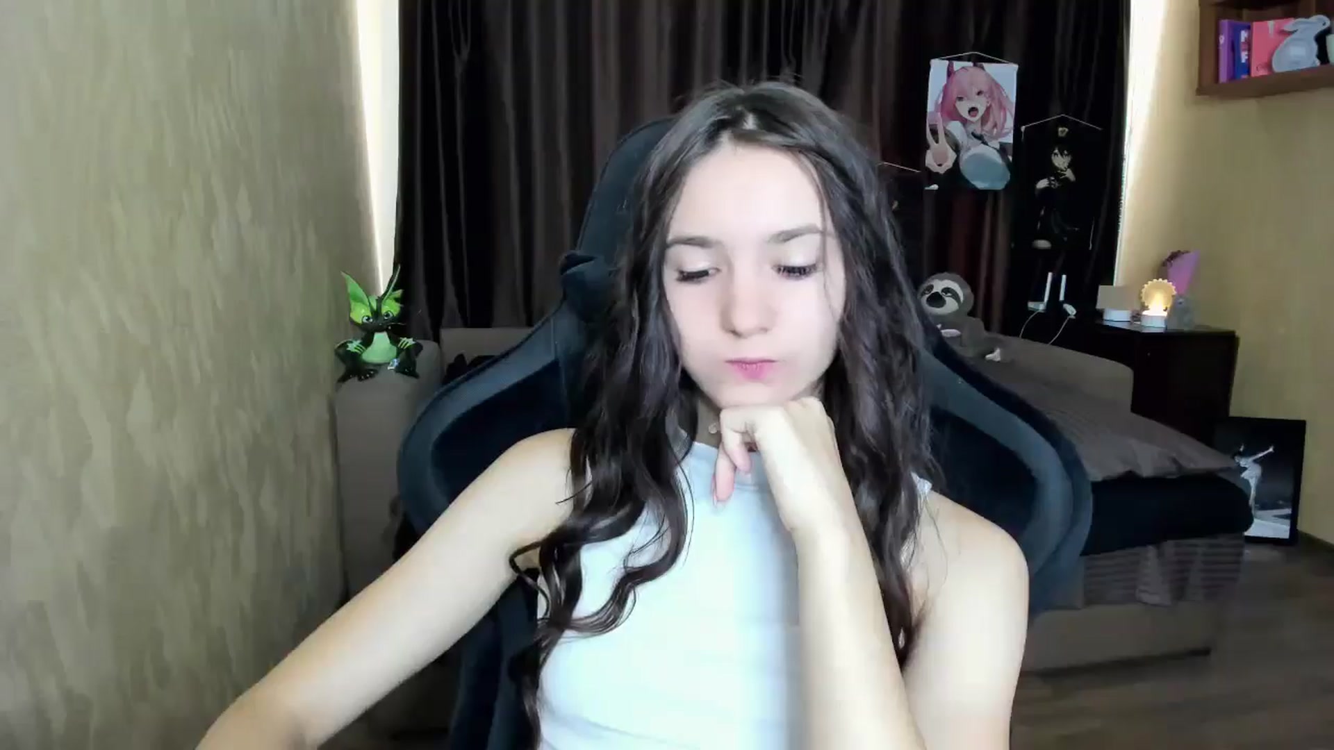 Gallery image thumbnail from Madison_Burke's myfreecams stream on, 08/28/2025, 12:45 image 2 of 20