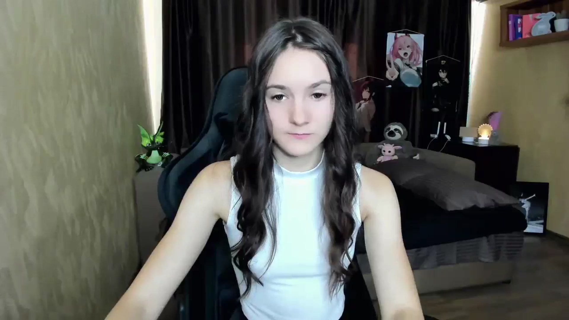 Gallery image thumbnail from Madison_Burke's myfreecams stream on, 08/28/2025, 12:45 image 16 of 20