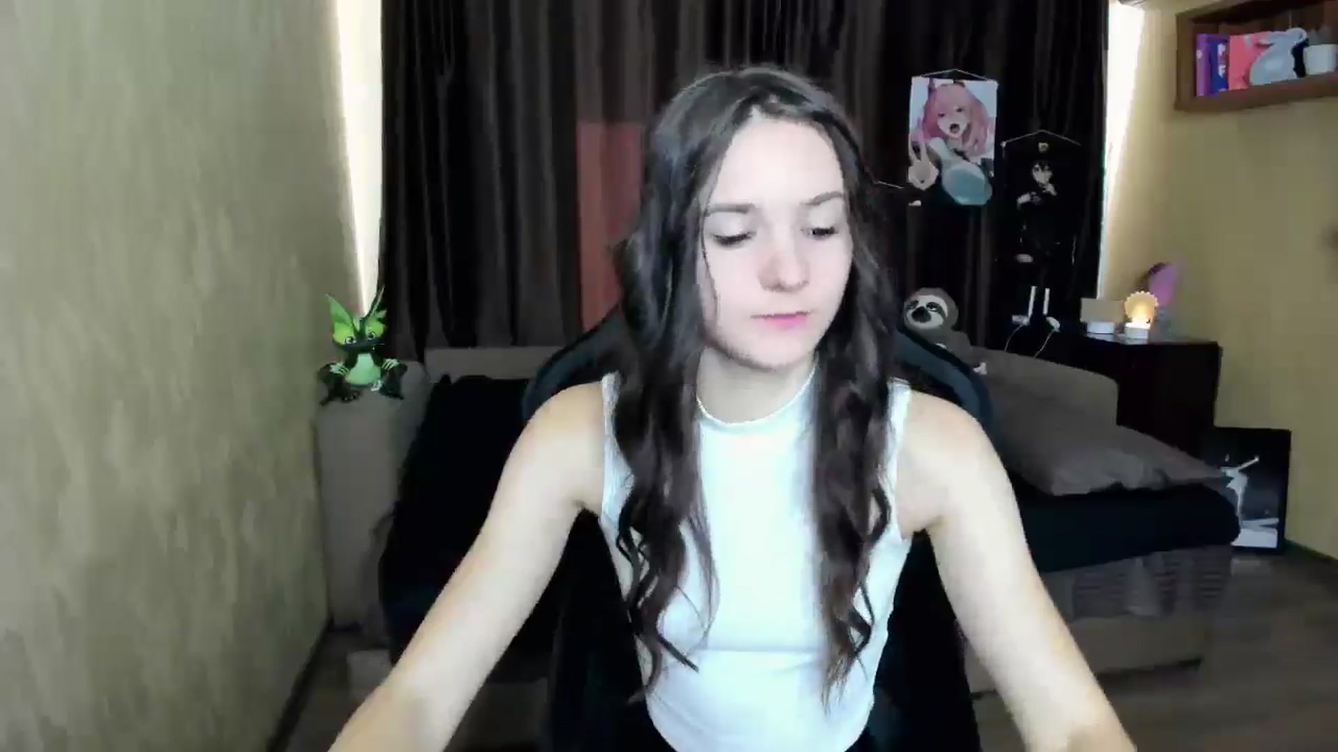Gallery image thumbnail from Madison_Burke's myfreecams stream on, 08/28/2025, 12:45 image 12 of 20