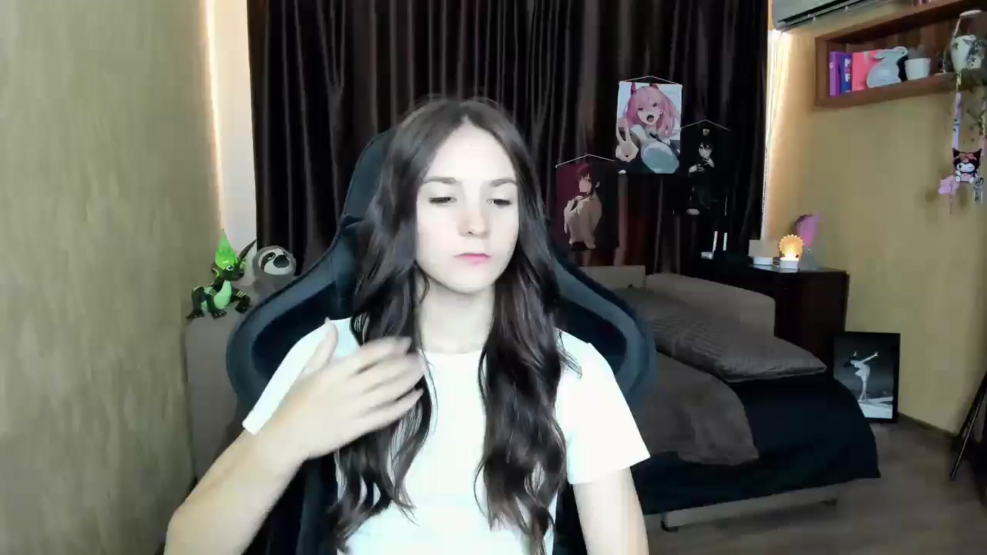 Gallery image thumbnail from Madison_Burke's myfreecams stream on, 08/29/2025, 10:47 image 1 of 20
