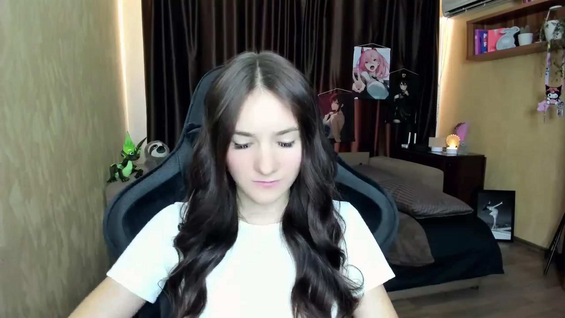 Gallery image thumbnail from Madison_Burke's myfreecams stream on, 08/29/2025, 10:47 image 15 of 20
