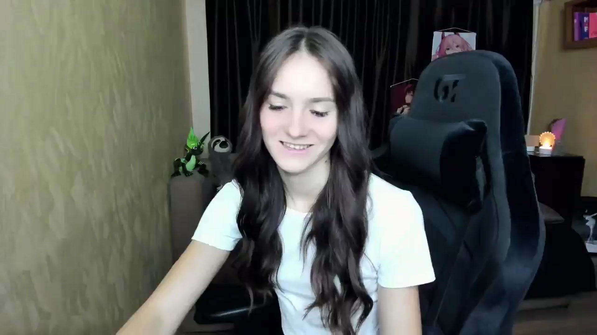 Gallery image thumbnail from Madison_Burke's myfreecams stream on, 08/29/2025, 17:05 image 13 of 20