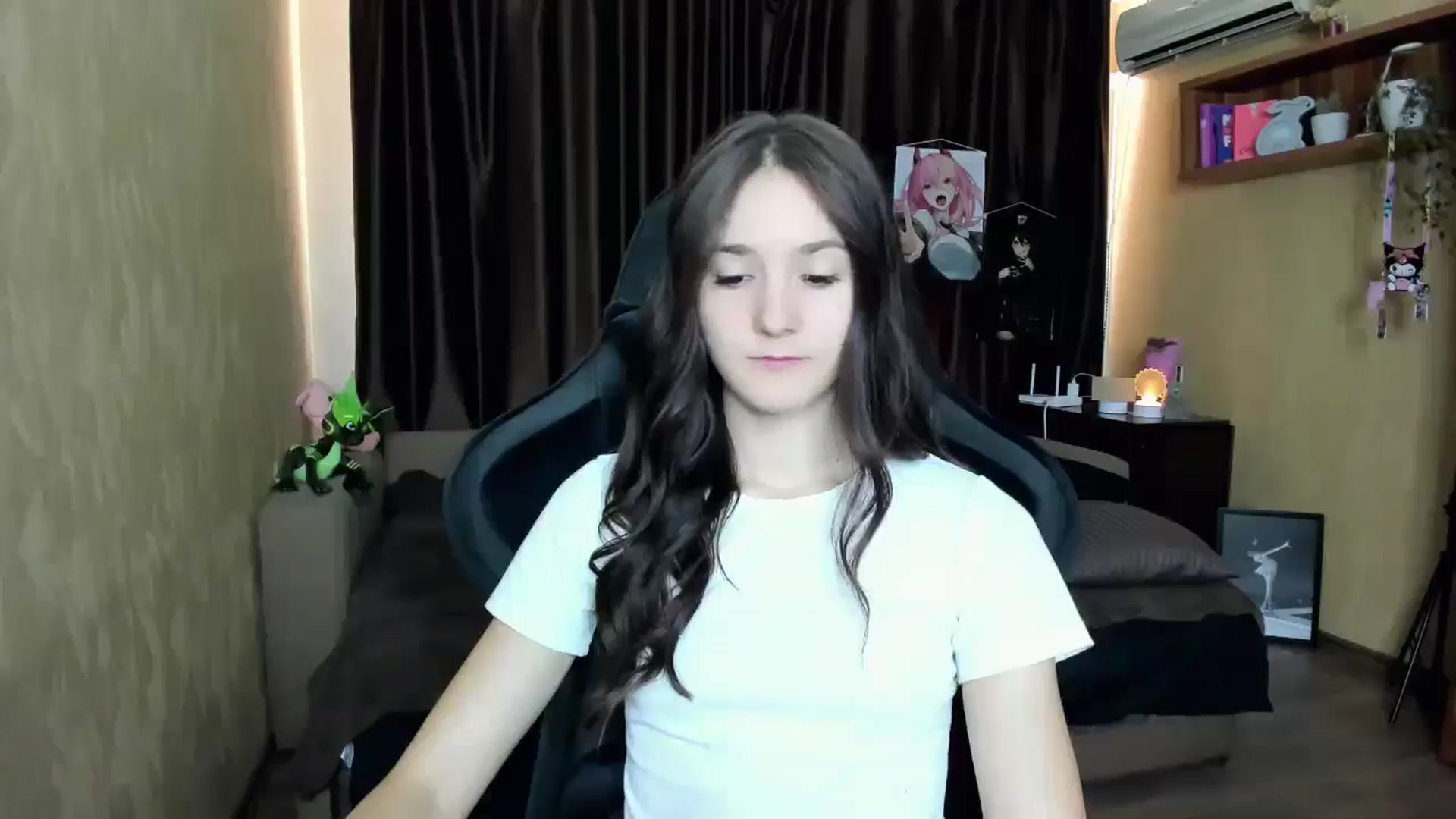 Gallery image thumbnail from Madison_Burke's myfreecams stream on, 08/30/2025, 10:02 image 3 of 20