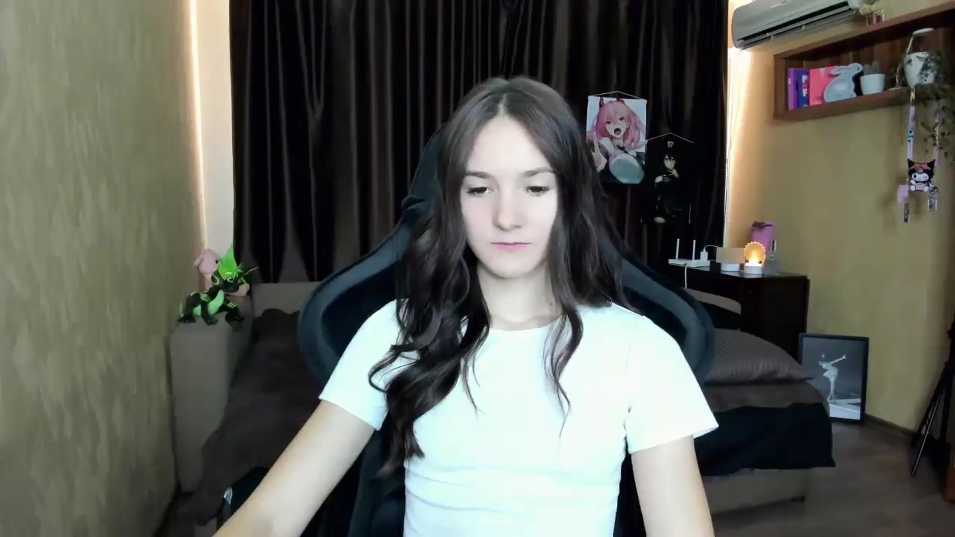 Gallery image thumbnail from Madison_Burke's myfreecams stream on, 08/30/2025, 10:02 image 9 of 20
