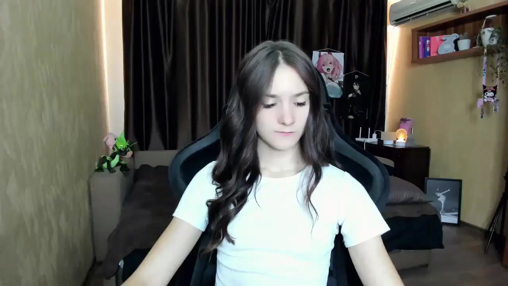 Gallery image thumbnail from Madison_Burke's myfreecams stream on, 08/30/2025, 10:02 image 5 of 20