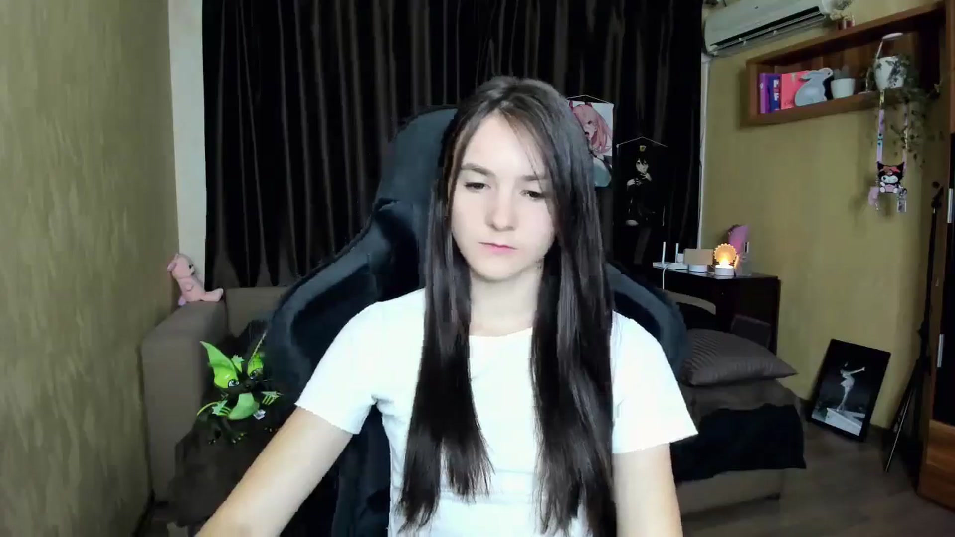 Gallery image thumbnail from Madison_Burke's myfreecams stream on, 08/30/2025, 17:59 image 2 of 20