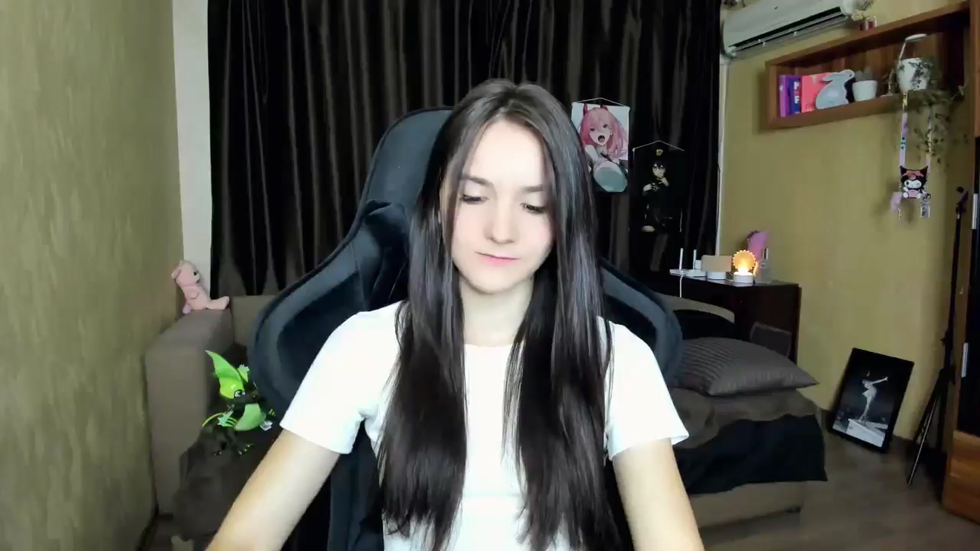Gallery image thumbnail from Madison_Burke's myfreecams stream on, 08/30/2025, 17:59 image 10 of 20