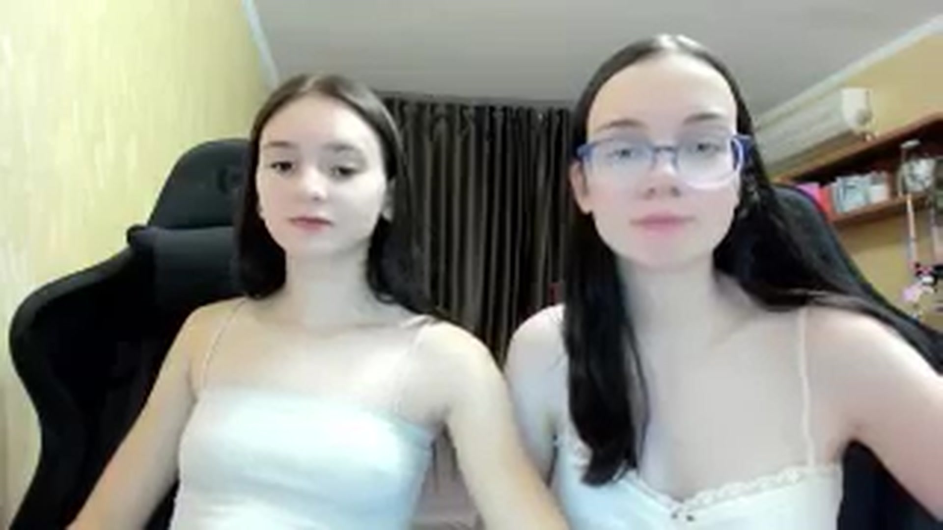 Gallery image thumbnail from Madison_Burke's myfreecams stream on, 09/09/2025, 18:08 image 15 of 20