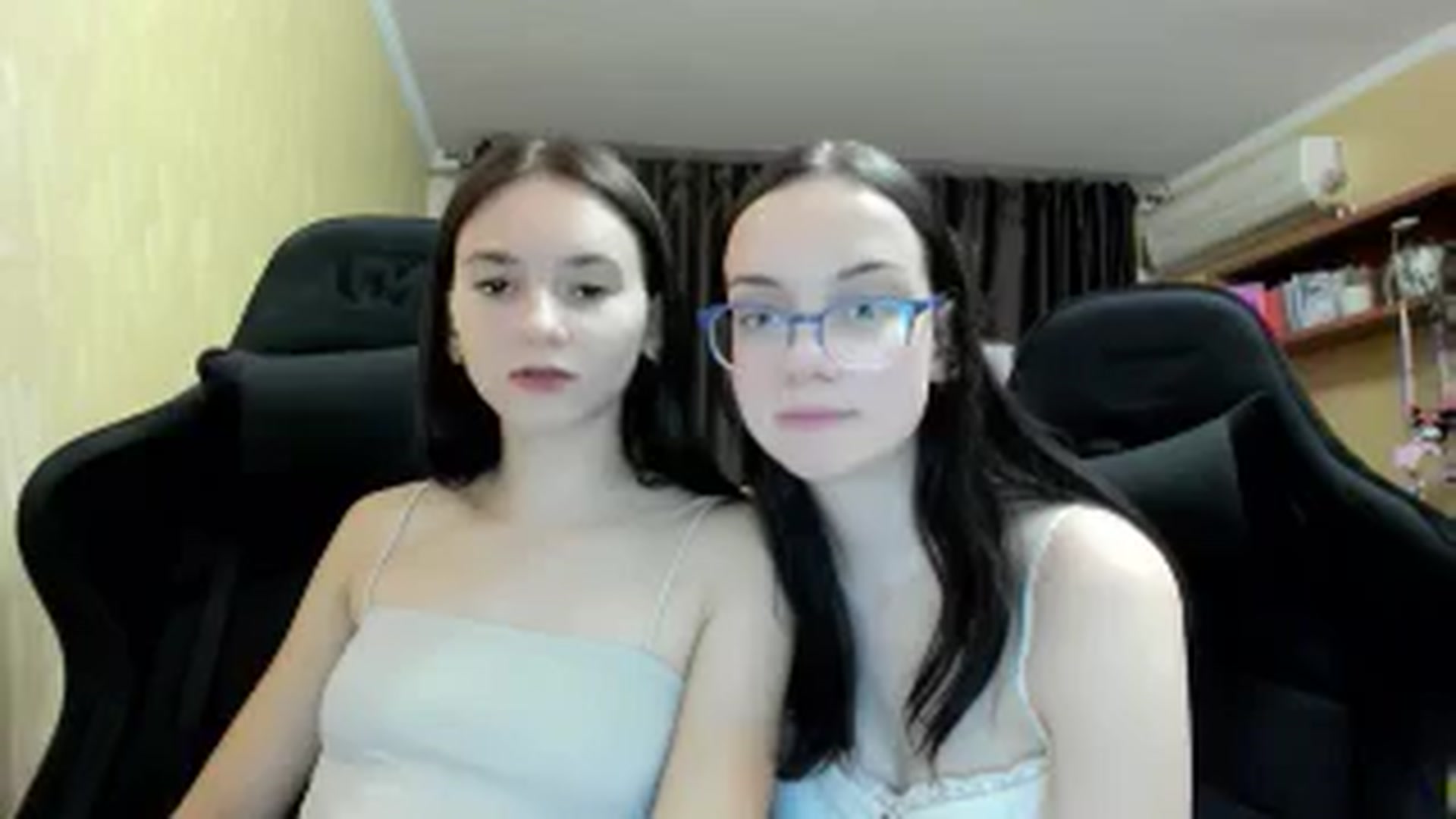 Gallery image thumbnail from Madison_Burke's myfreecams stream on, 09/09/2025, 18:08 image 16 of 20