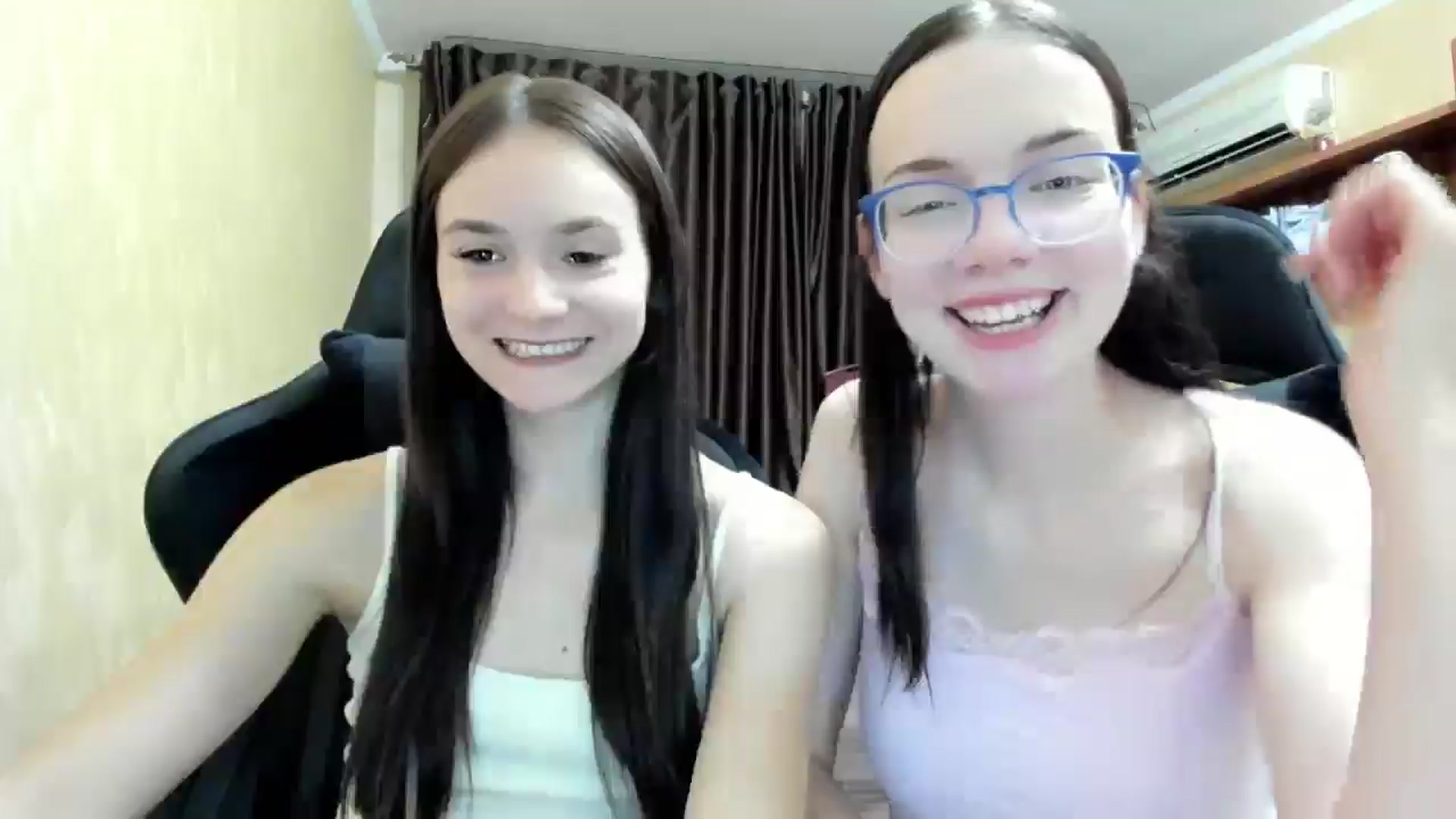 Gallery image thumbnail from Madison_Burke's myfreecams stream on, 09/14/2025, 20:28 image 4 of 20