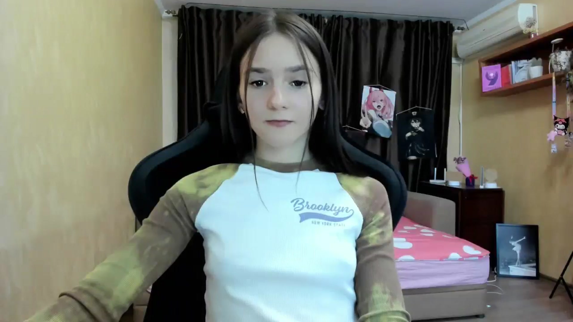 Gallery image thumbnail from Madison_Burke's myfreecams stream on, 09/15/2025, 18:25 image 11 of 20