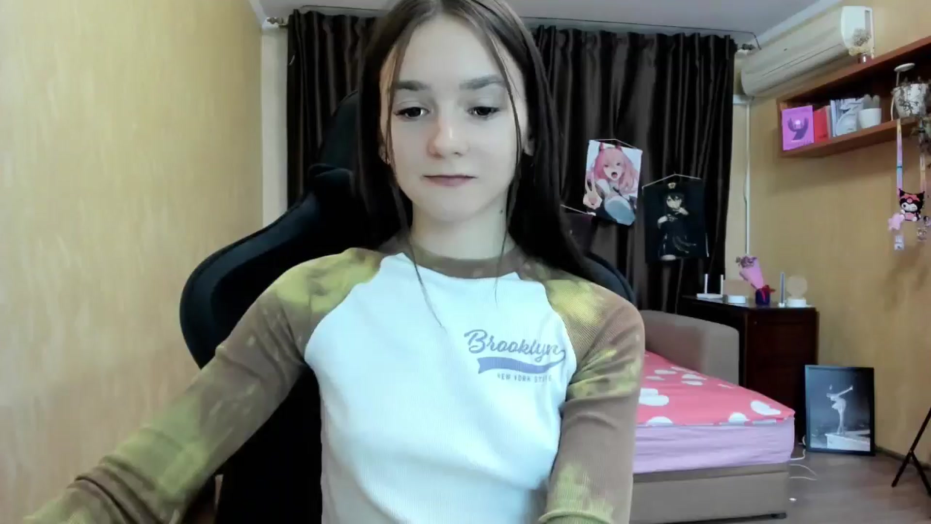 Gallery image thumbnail from Madison_Burke's myfreecams stream on, 09/15/2025, 18:25 image 5 of 20