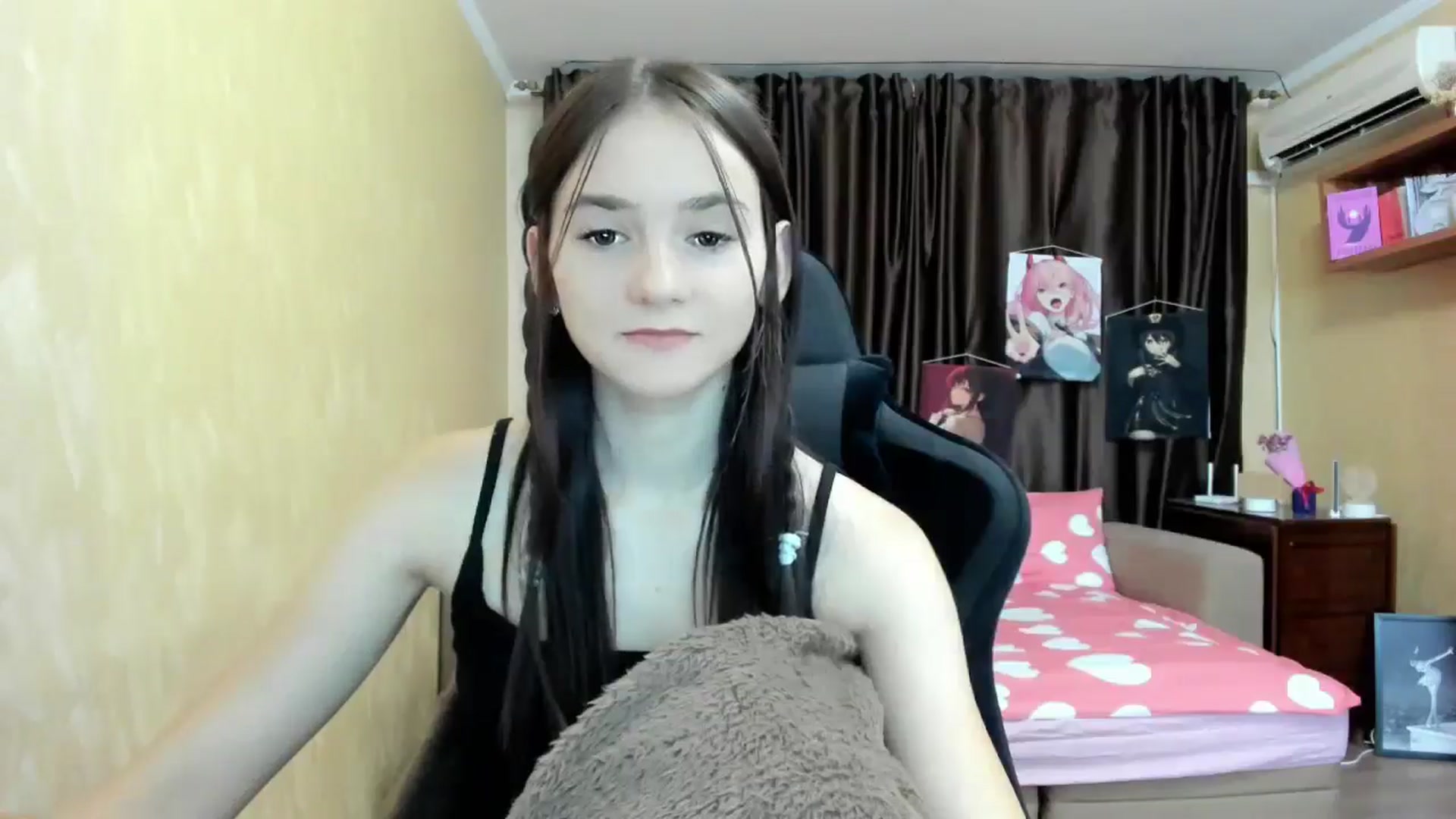 Gallery image thumbnail from Madison_Burke's myfreecams stream on, 09/16/2025, 21:45 image 6 of 20