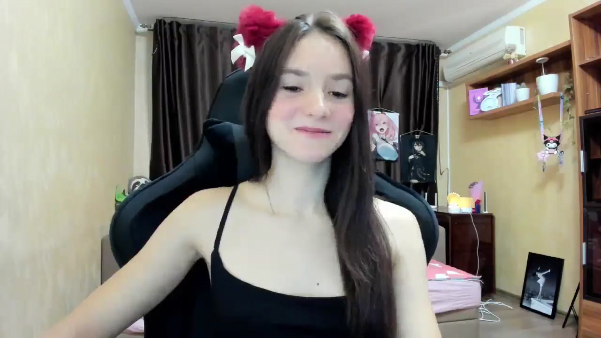 Gallery image thumbnail from Madison_Burke's myfreecams stream on, 09/22/2025, 03:02 image 12 of 20