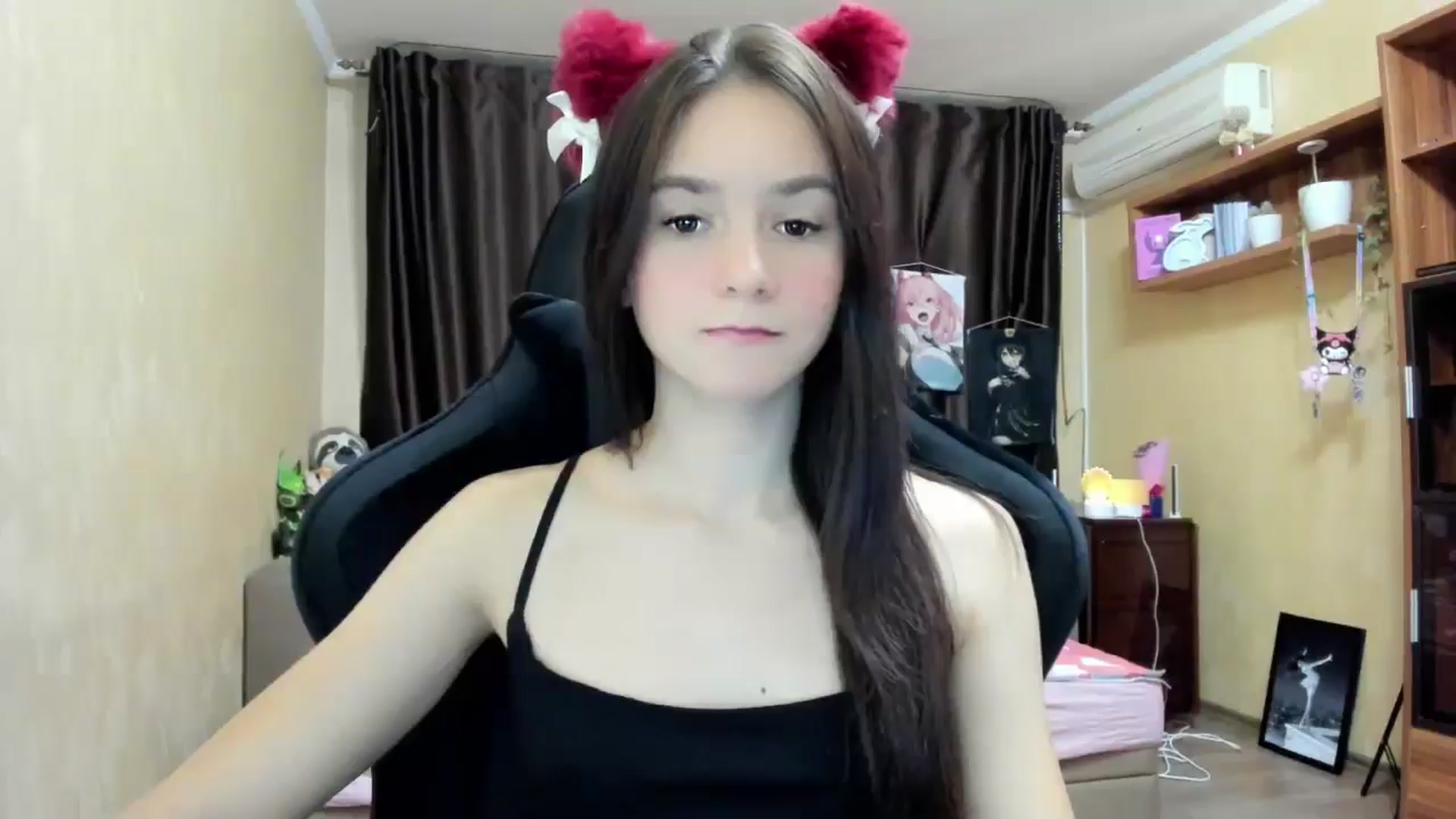 Gallery image thumbnail from Madison_Burke's myfreecams stream on, 09/22/2025, 03:02 image 5 of 20