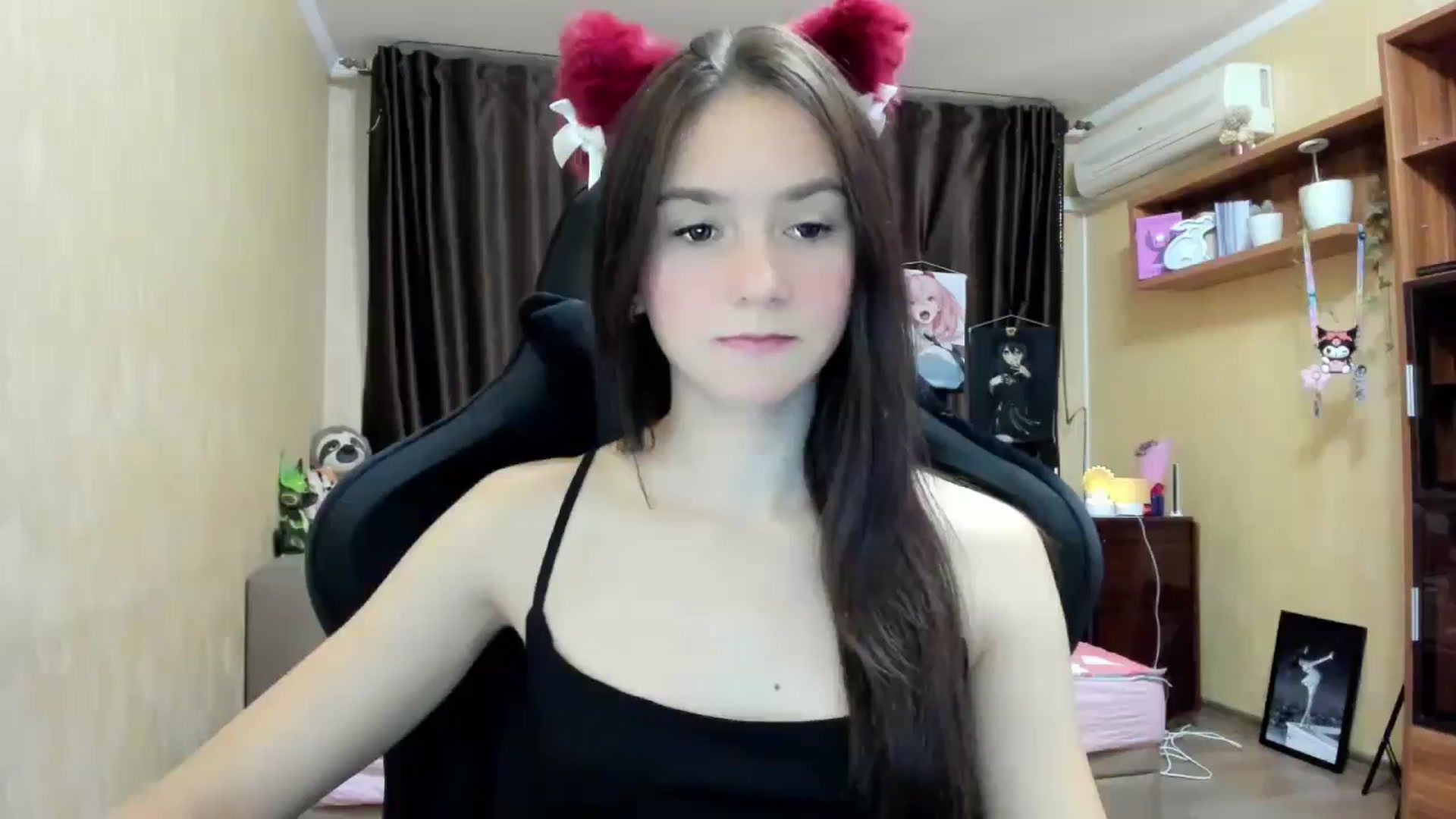 Gallery image thumbnail from Madison_Burke's myfreecams stream on, 09/22/2025, 03:02 image 9 of 20