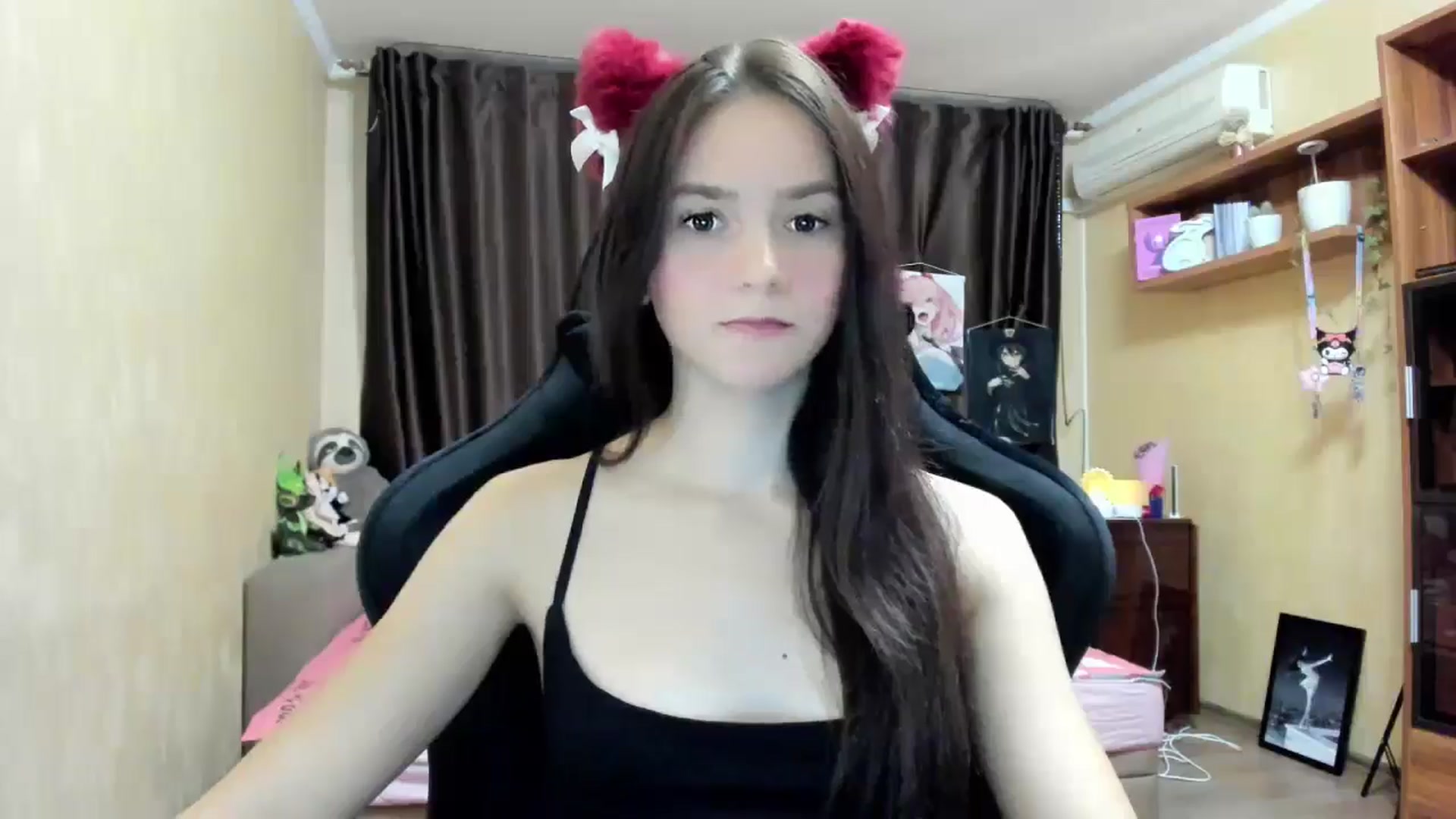 Gallery image thumbnail from Madison_Burke's myfreecams stream on, 09/22/2025, 03:02 image 17 of 20