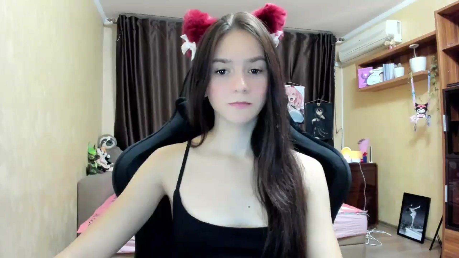 Gallery image thumbnail from Madison_Burke's myfreecams stream on, 09/22/2025, 03:02 image 18 of 20