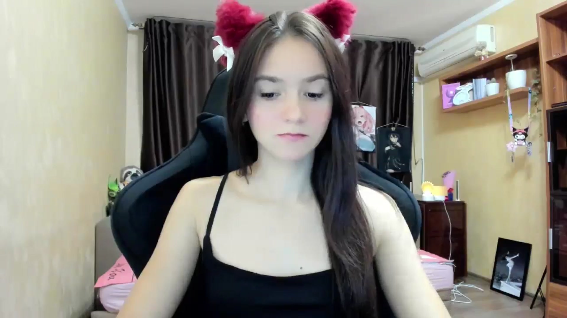 Gallery image thumbnail from Madison_Burke's myfreecams stream on, 09/22/2025, 03:02 image 6 of 20