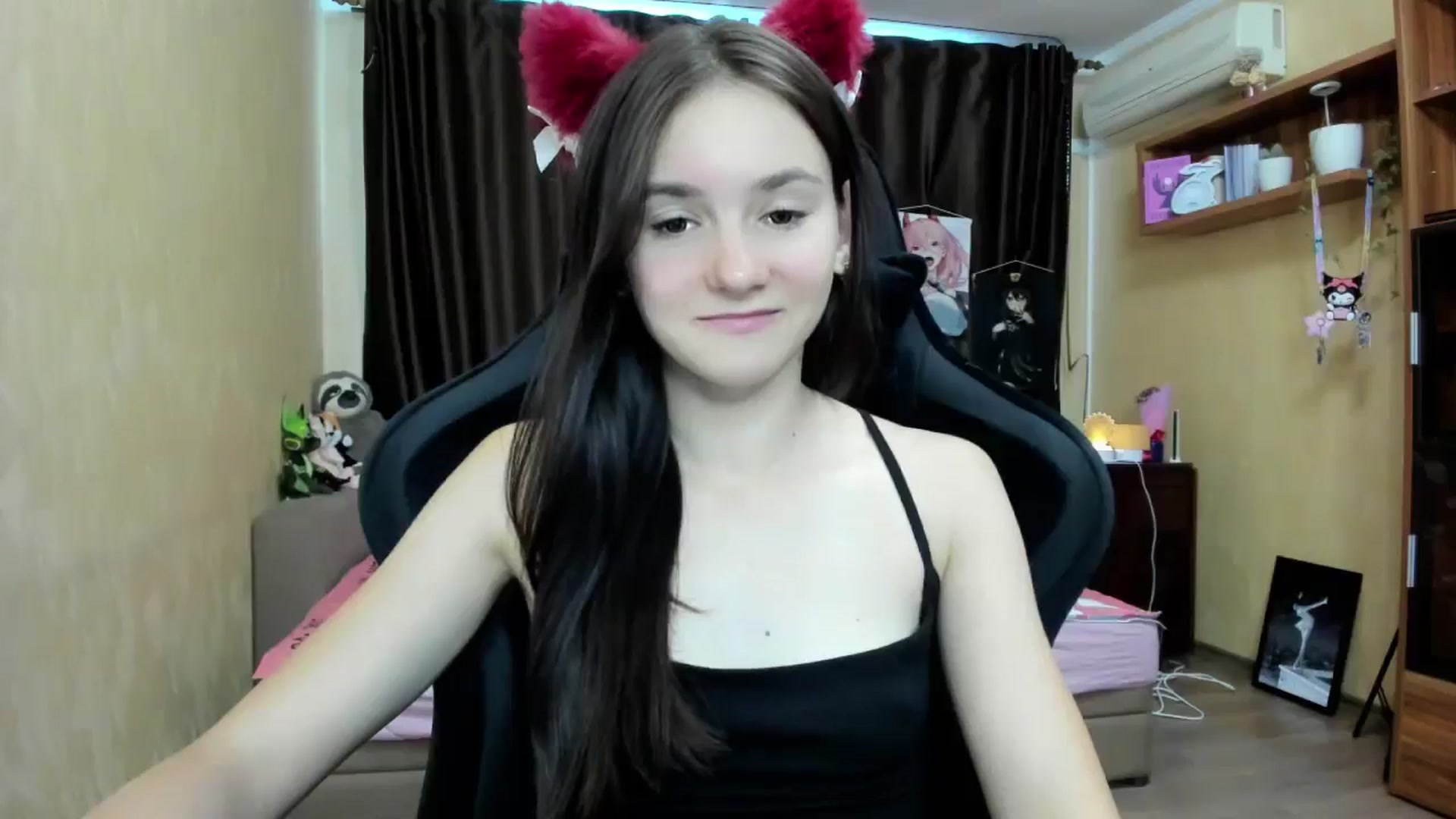 Gallery image thumbnail from Madison_Burke's myfreecams stream on, 09/22/2025, 06:42 image 5 of 20