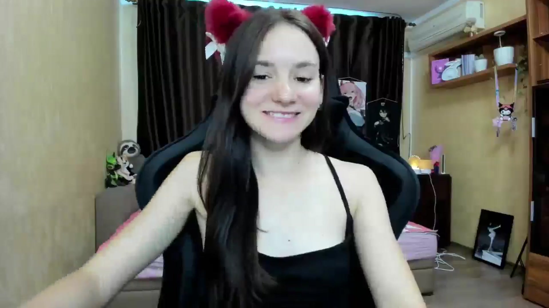 Gallery image thumbnail from Madison_Burke's myfreecams stream on, 09/22/2025, 06:42 image 6 of 20