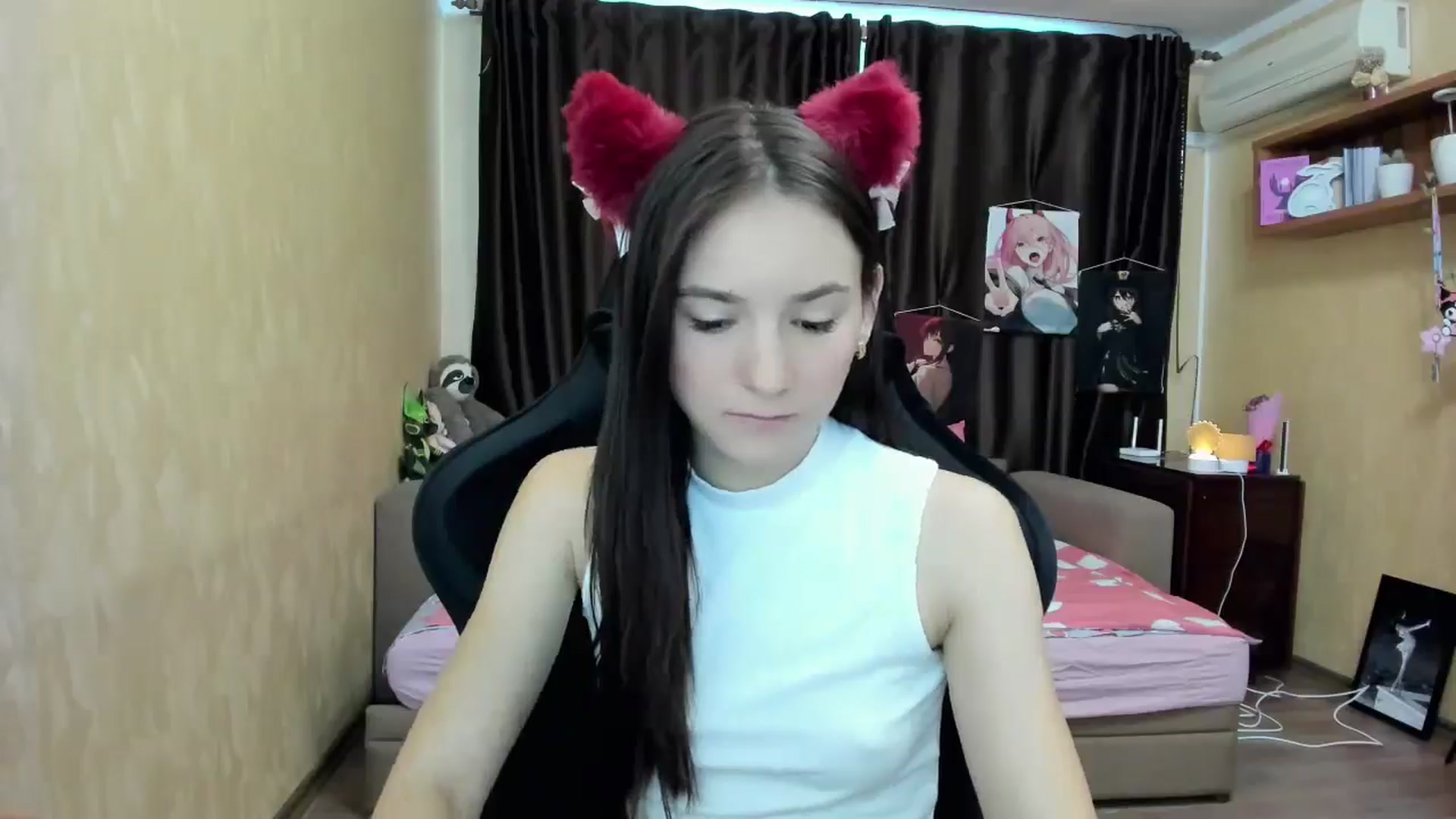 Gallery image thumbnail from Madison_Burke's myfreecams stream on, 09/23/2025, 05:55 image 12 of 20