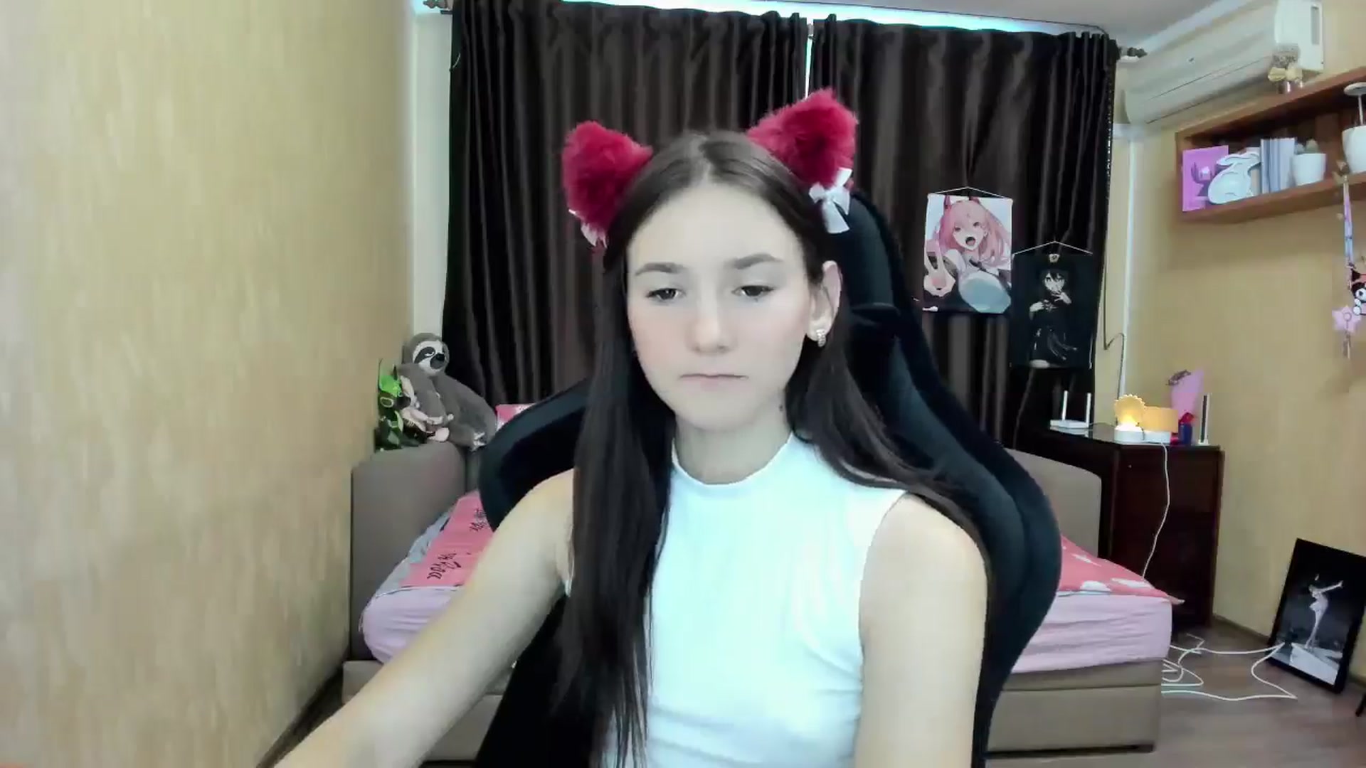 Gallery image thumbnail from Madison_Burke's myfreecams stream on, 09/23/2025, 05:55 image 17 of 20