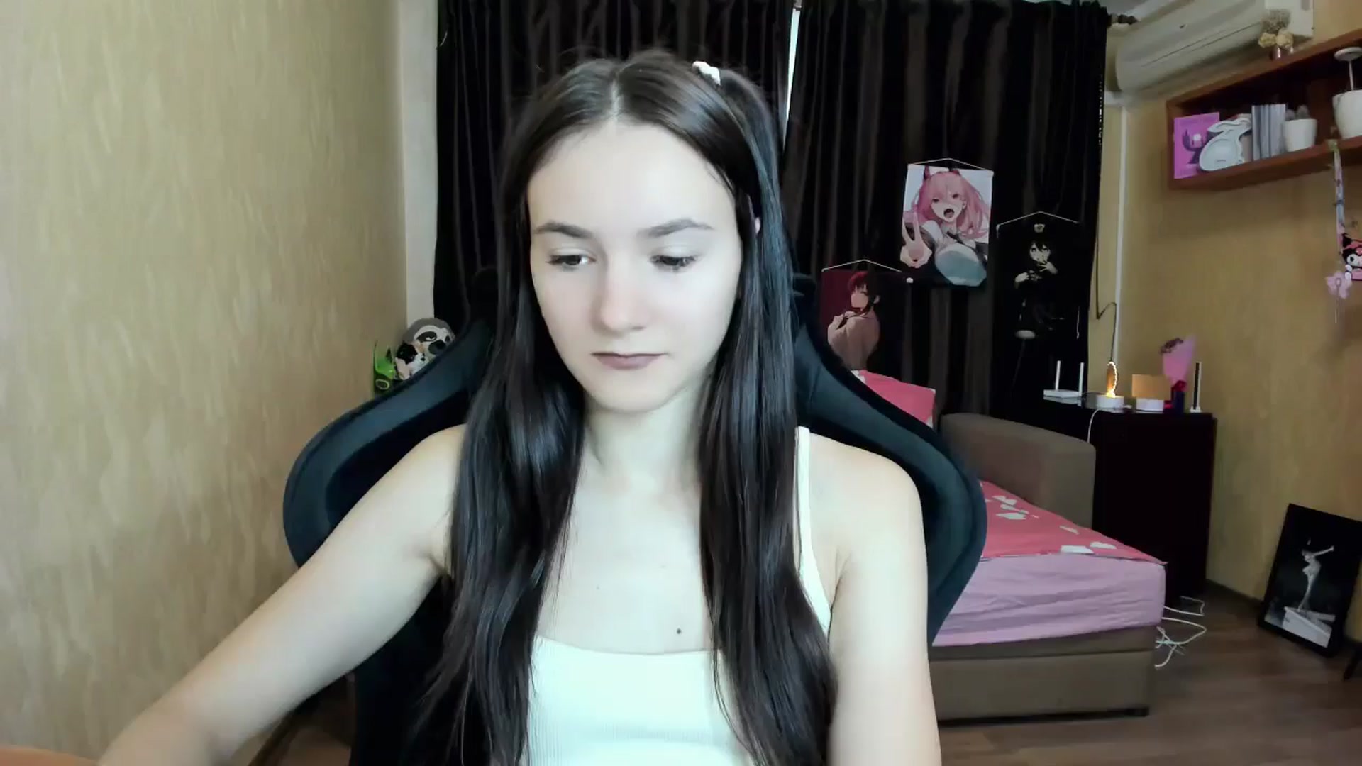 Gallery image thumbnail from Madison_Burke's myfreecams stream on, 09/24/2025, 05:43 image 4 of 20