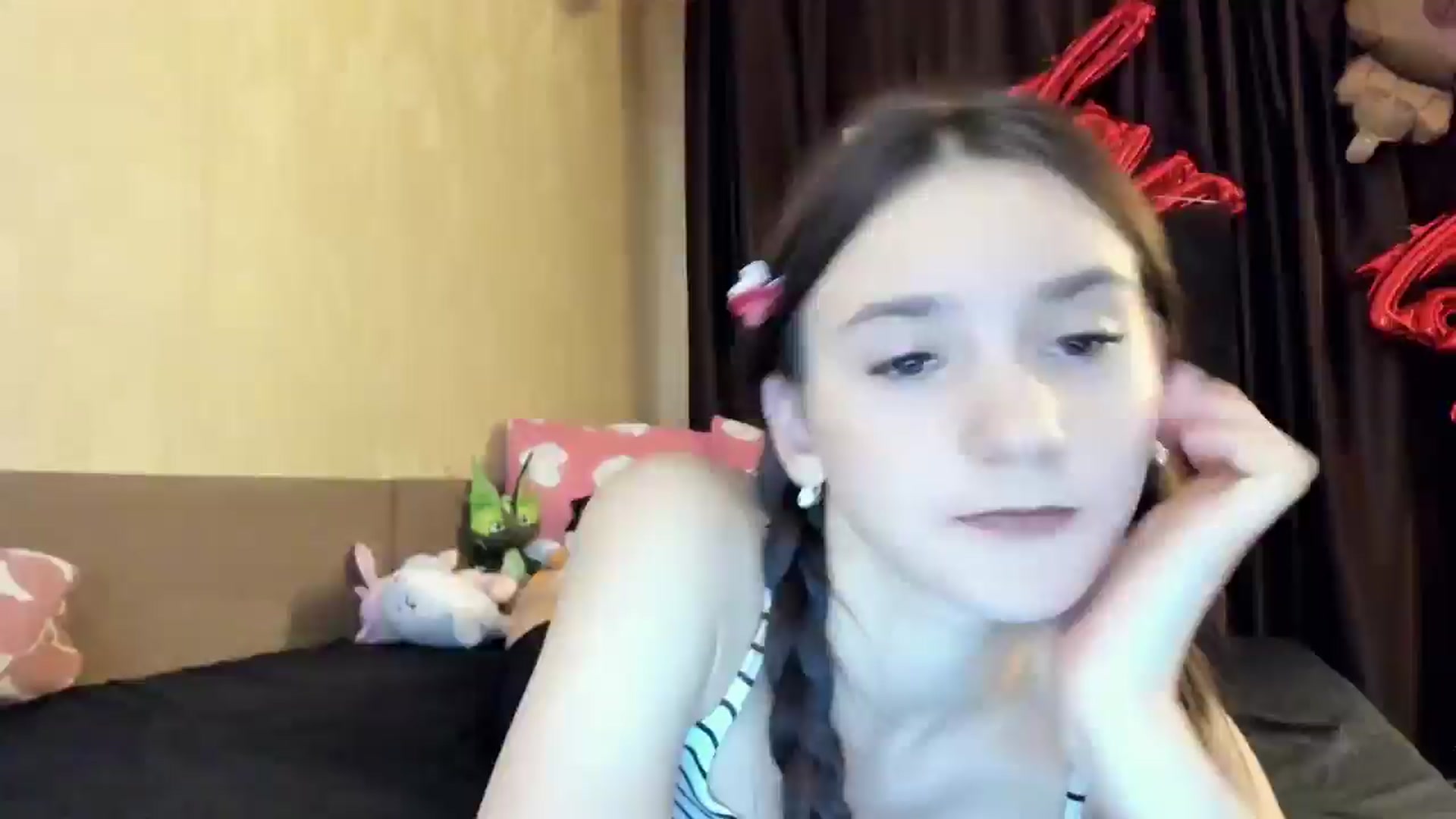 Gallery image thumbnail from Madison_Burke's myfreecams stream on, 10/26/2025, 22:01 image 6 of 20