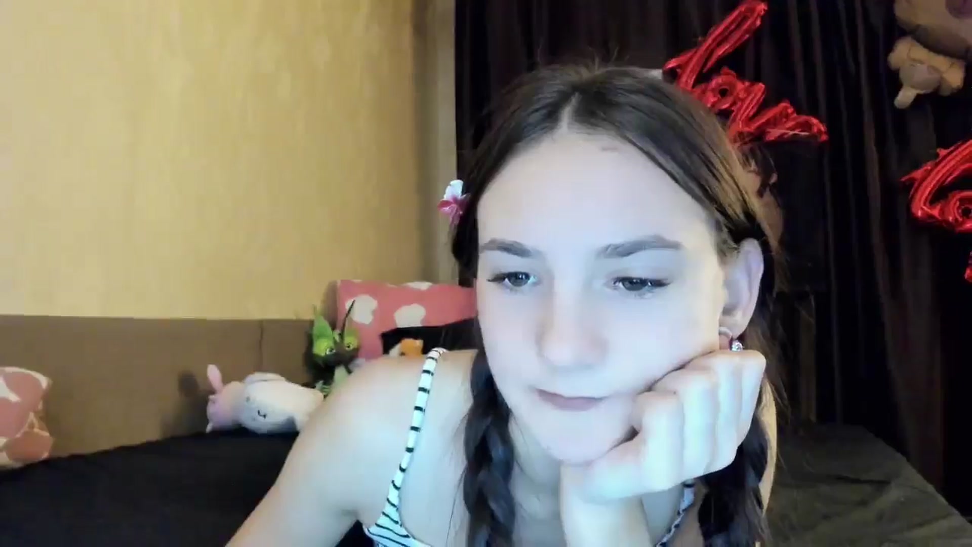 Gallery image thumbnail from Madison_Burke's myfreecams stream on, 10/26/2025, 22:01 image 15 of 20