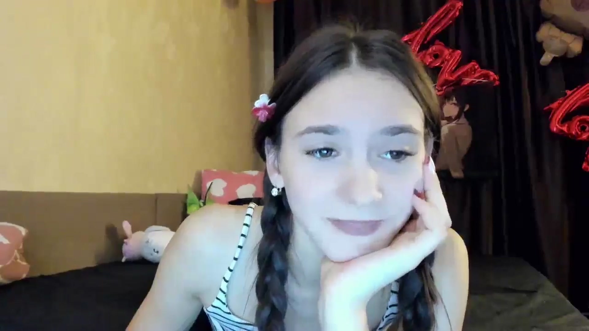 Gallery image thumbnail from Madison_Burke's myfreecams stream on, 10/26/2025, 22:01 image 17 of 20