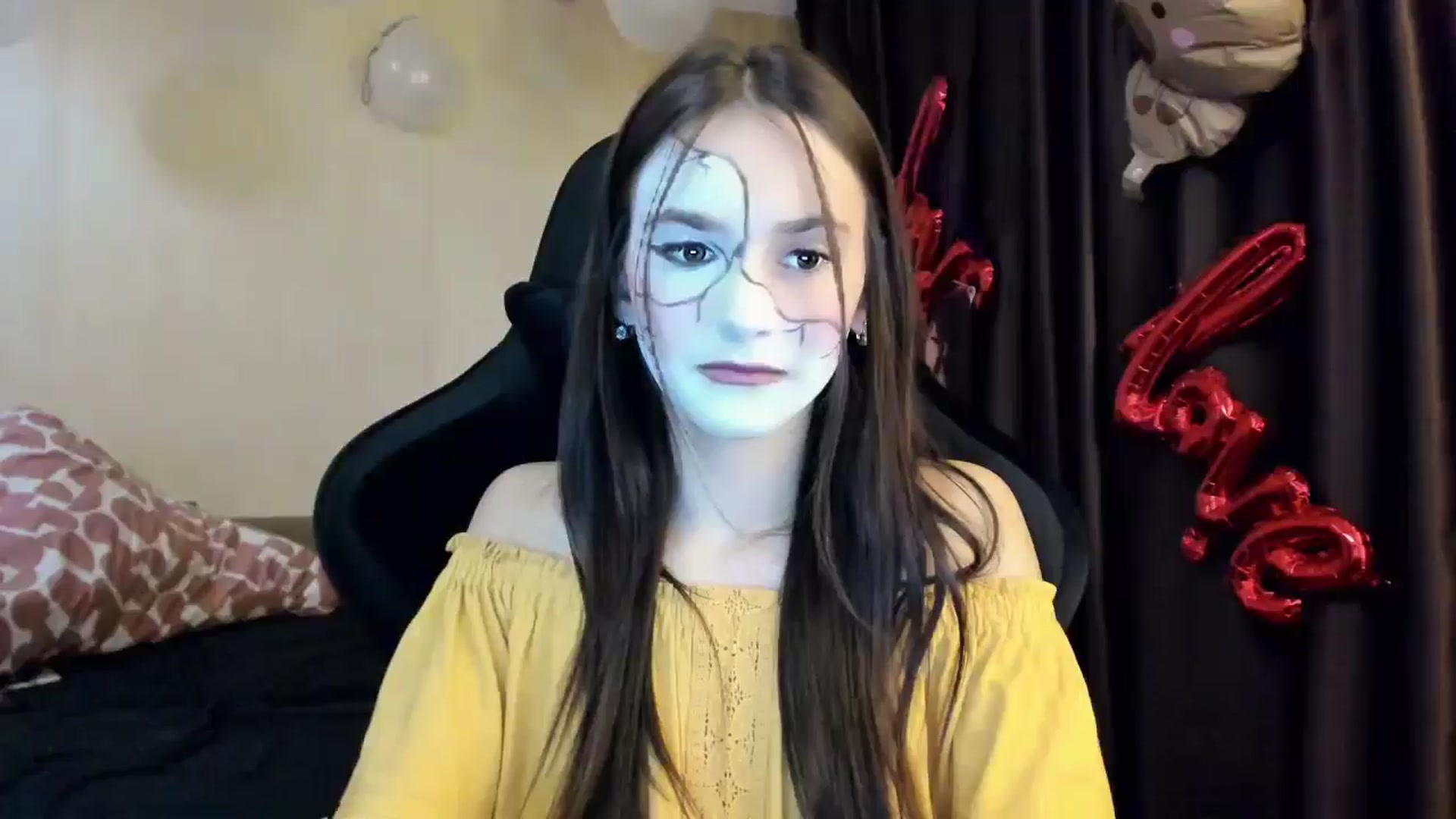 Gallery image thumbnail from Madison_Burke's myfreecams stream on, 10/30/2025, 20:04 image 8 of 20
