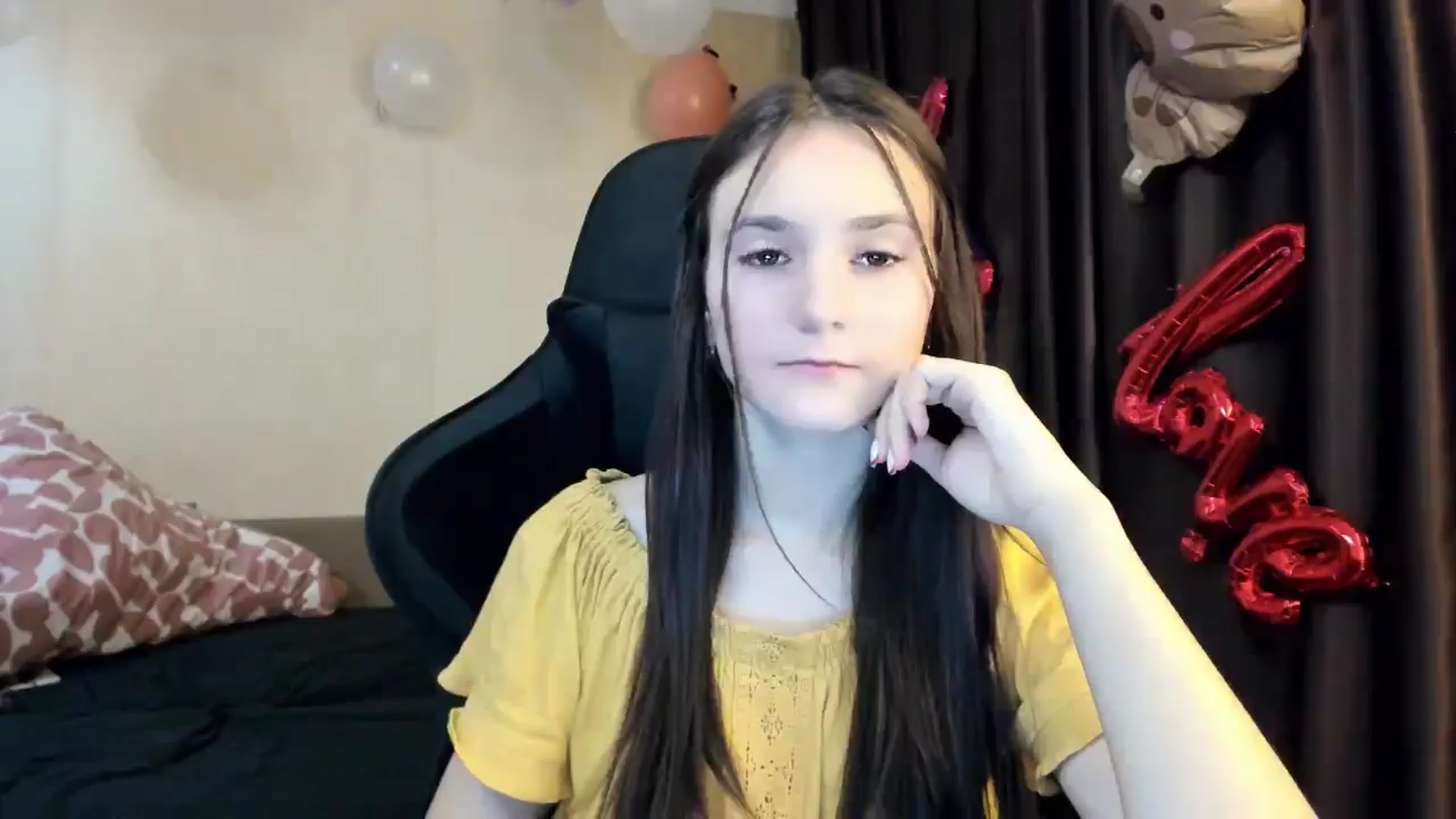 Gallery image thumbnail from Madison_Burke's myfreecams stream on, 10/30/2025, 20:35 image 12 of 20