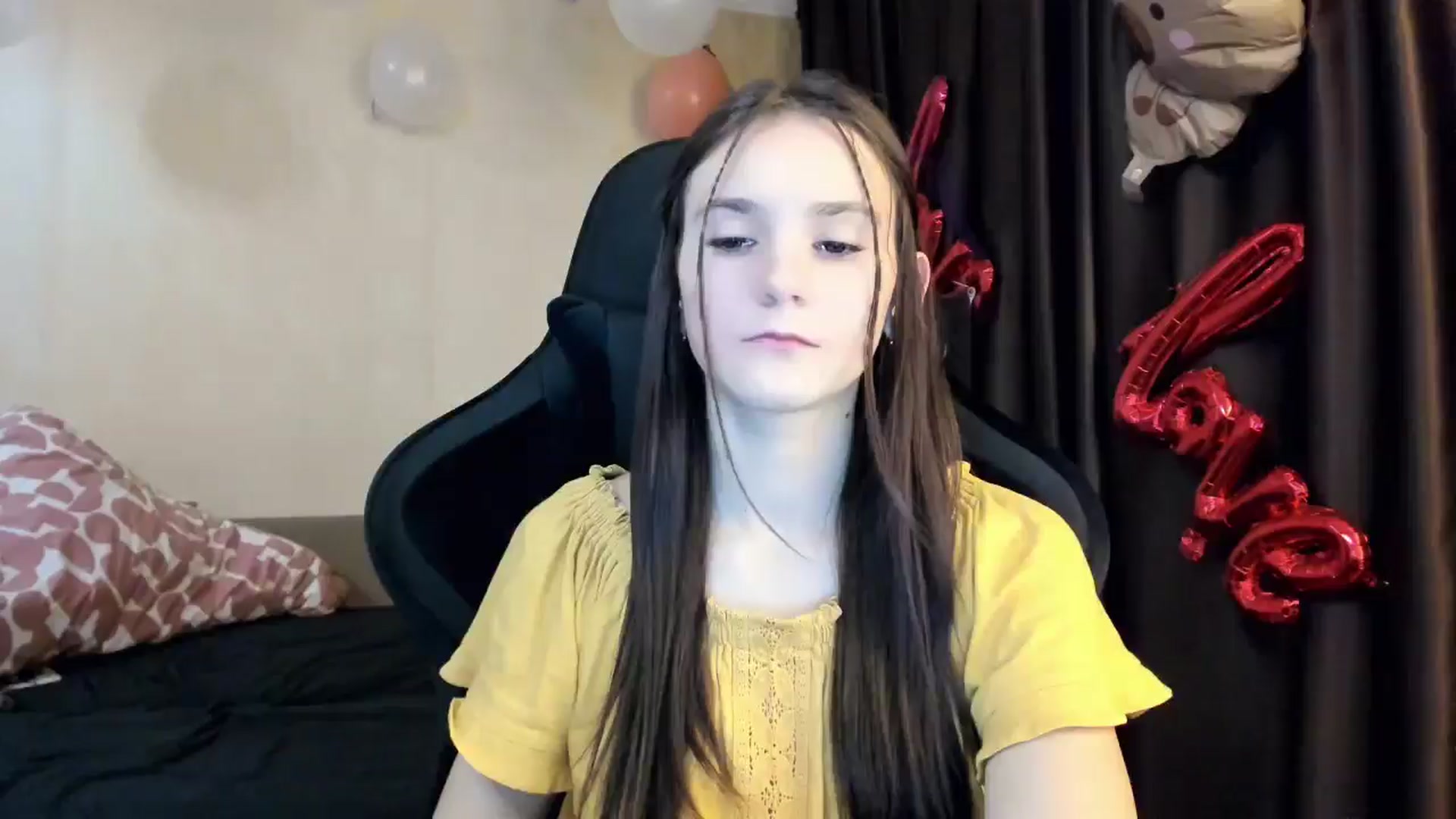 Gallery image thumbnail from Madison_Burke's myfreecams stream on, 10/30/2025, 20:35 image 7 of 20