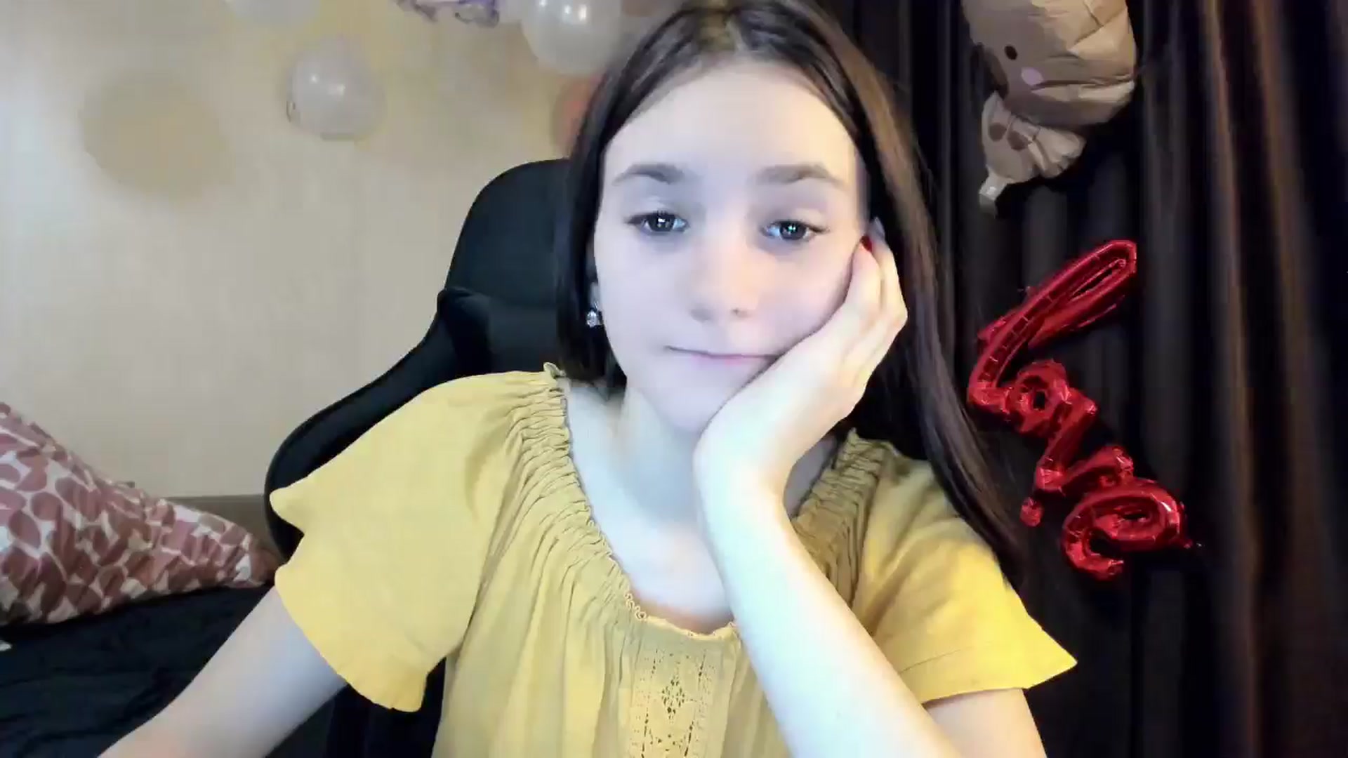 Gallery image thumbnail from Madison_Burke's myfreecams stream on, 10/30/2025, 21:34 image 2 of 20