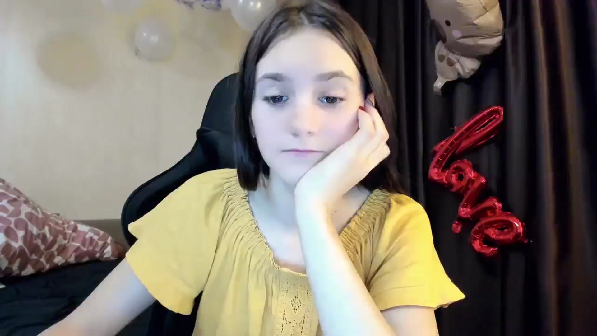 Gallery image thumbnail from Madison_Burke's myfreecams stream on, 10/30/2025, 21:34 image 11 of 20