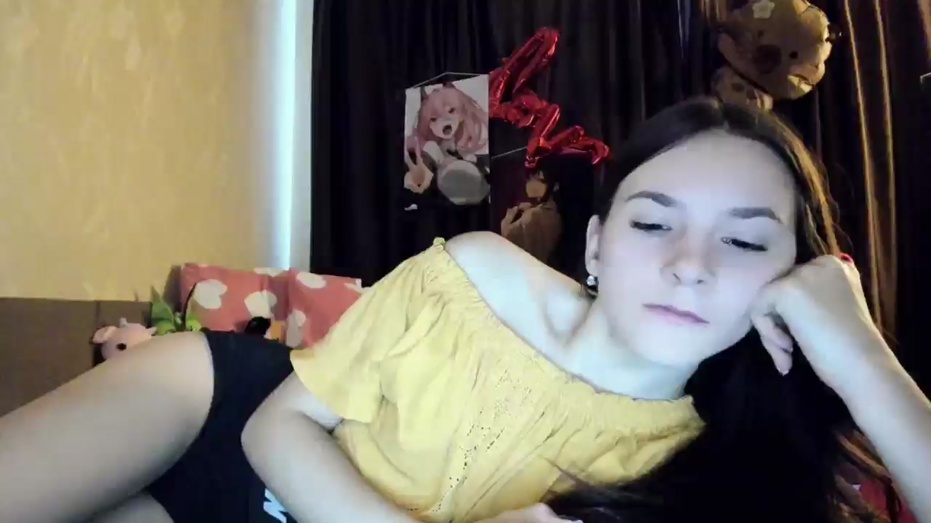 Gallery image thumbnail from Madison_Burke's myfreecams stream on, 10/31/2025, 05:25 image 5 of 20