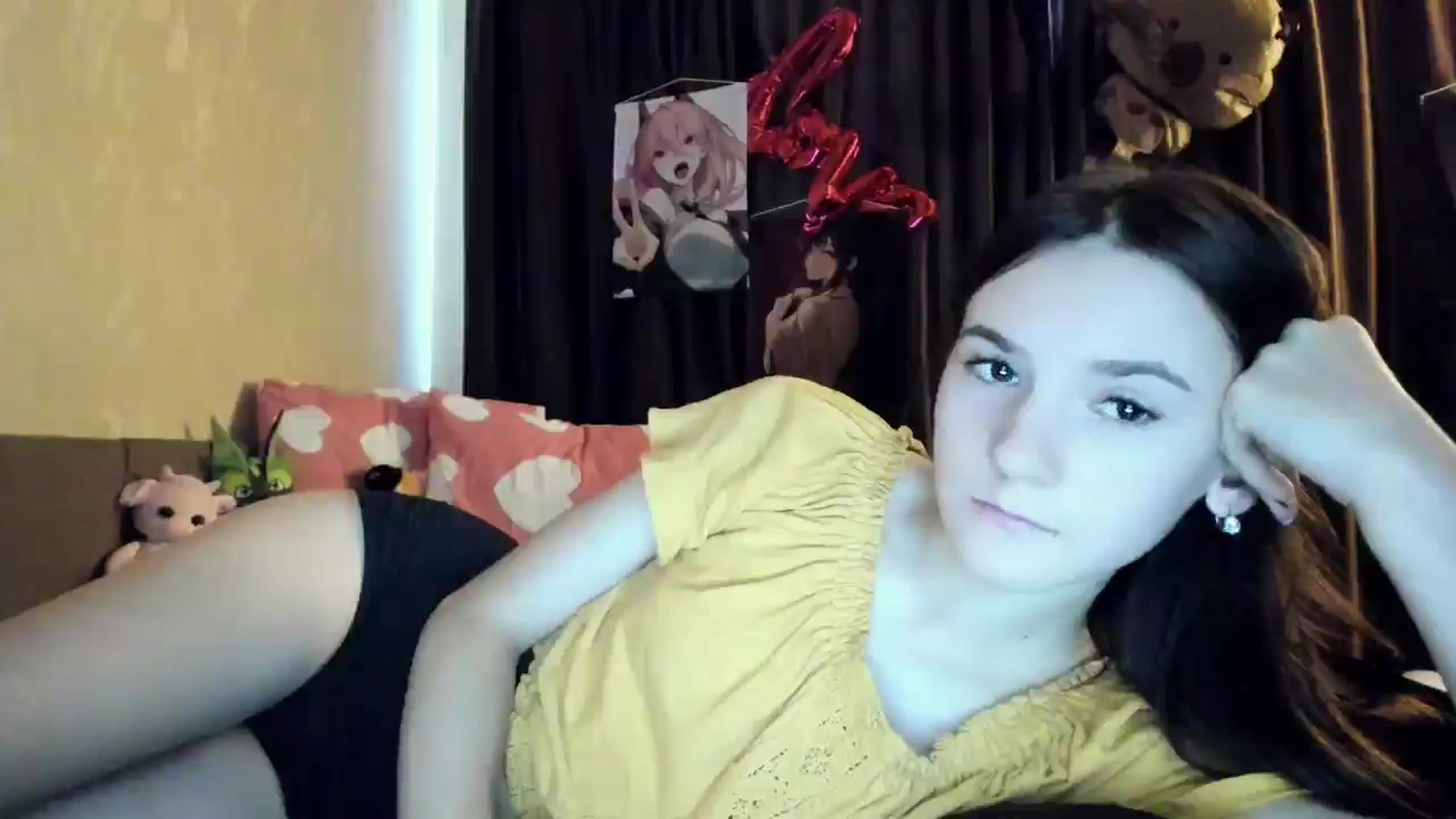 Gallery image thumbnail from Madison_Burke's myfreecams stream on, 10/31/2025, 05:25 image 17 of 20