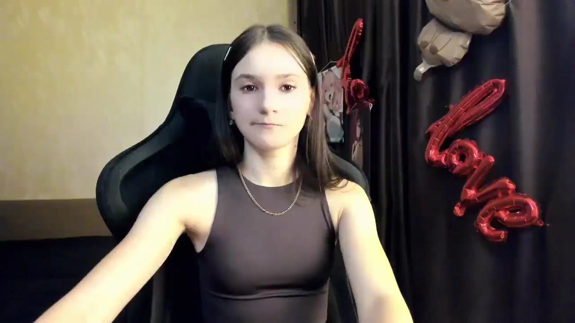 Gallery image thumbnail from Madison_Burke's myfreecams stream on, 11/05/2025, 23:10 image 10 of 20