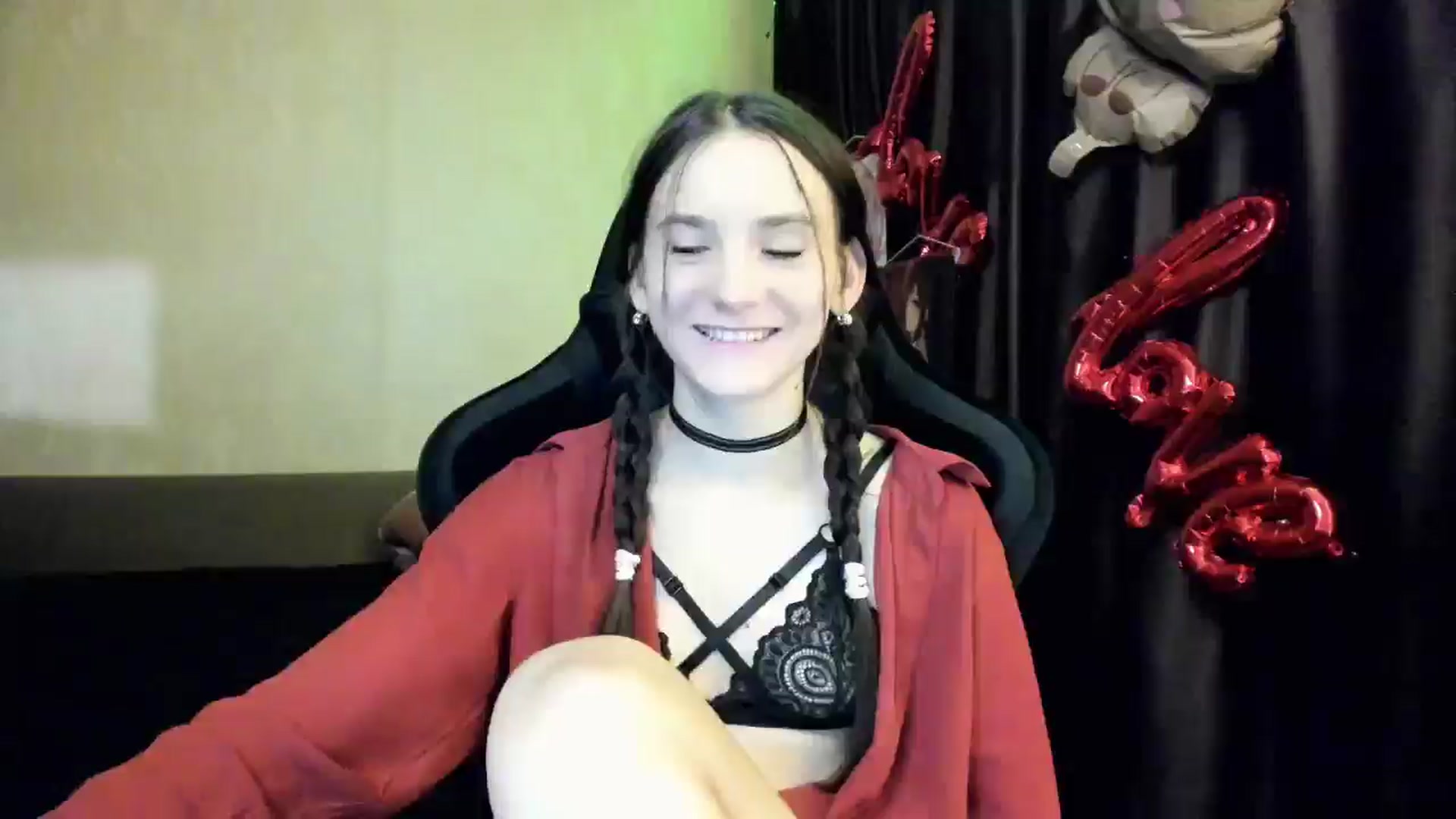 Gallery image thumbnail from Madison_Burke's myfreecams stream on, 11/06/2025, 22:59 image 11 of 20