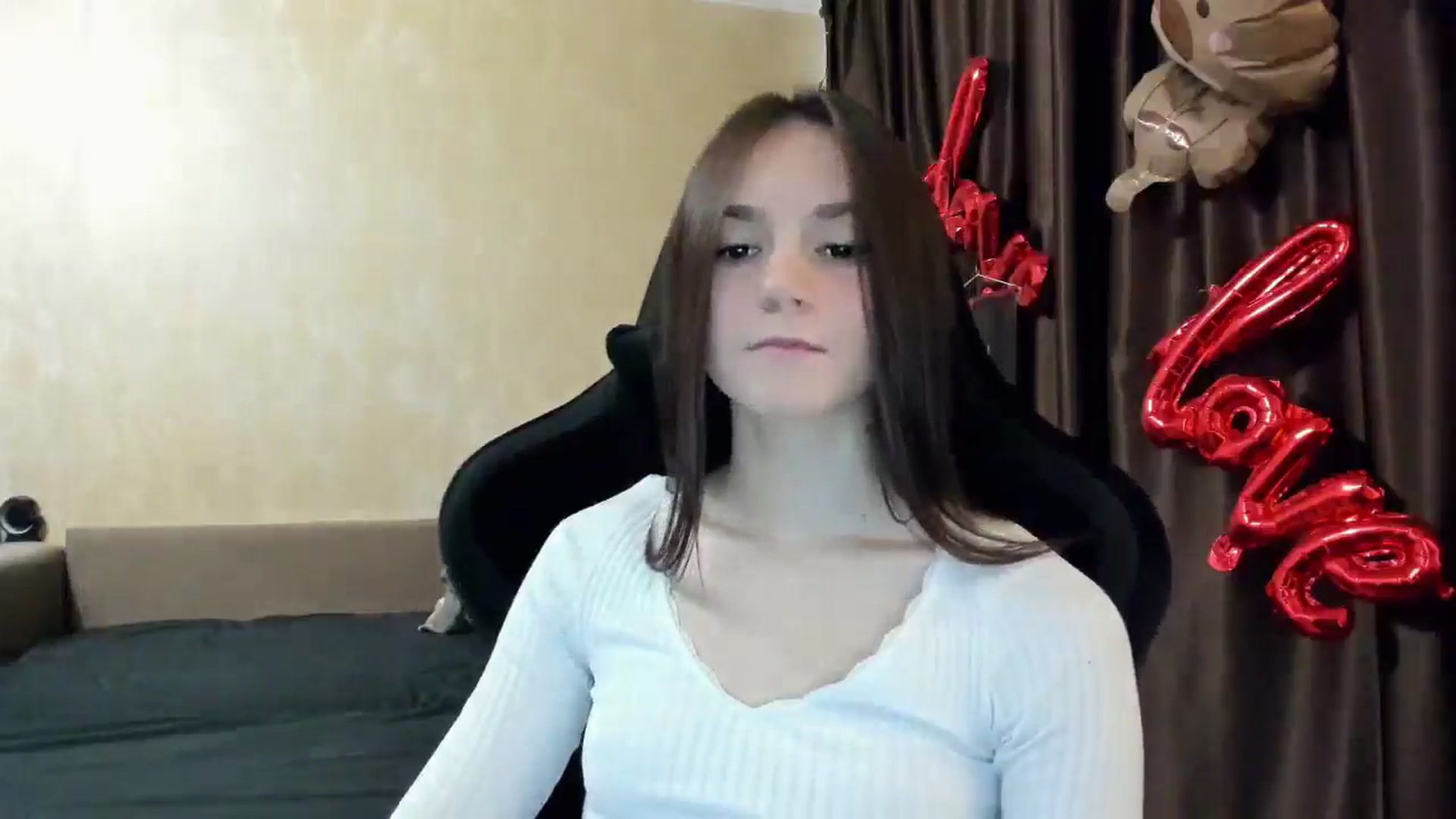 Gallery image thumbnail from Madison_Burke's myfreecams stream on, 11/07/2025, 12:07 image 5 of 20