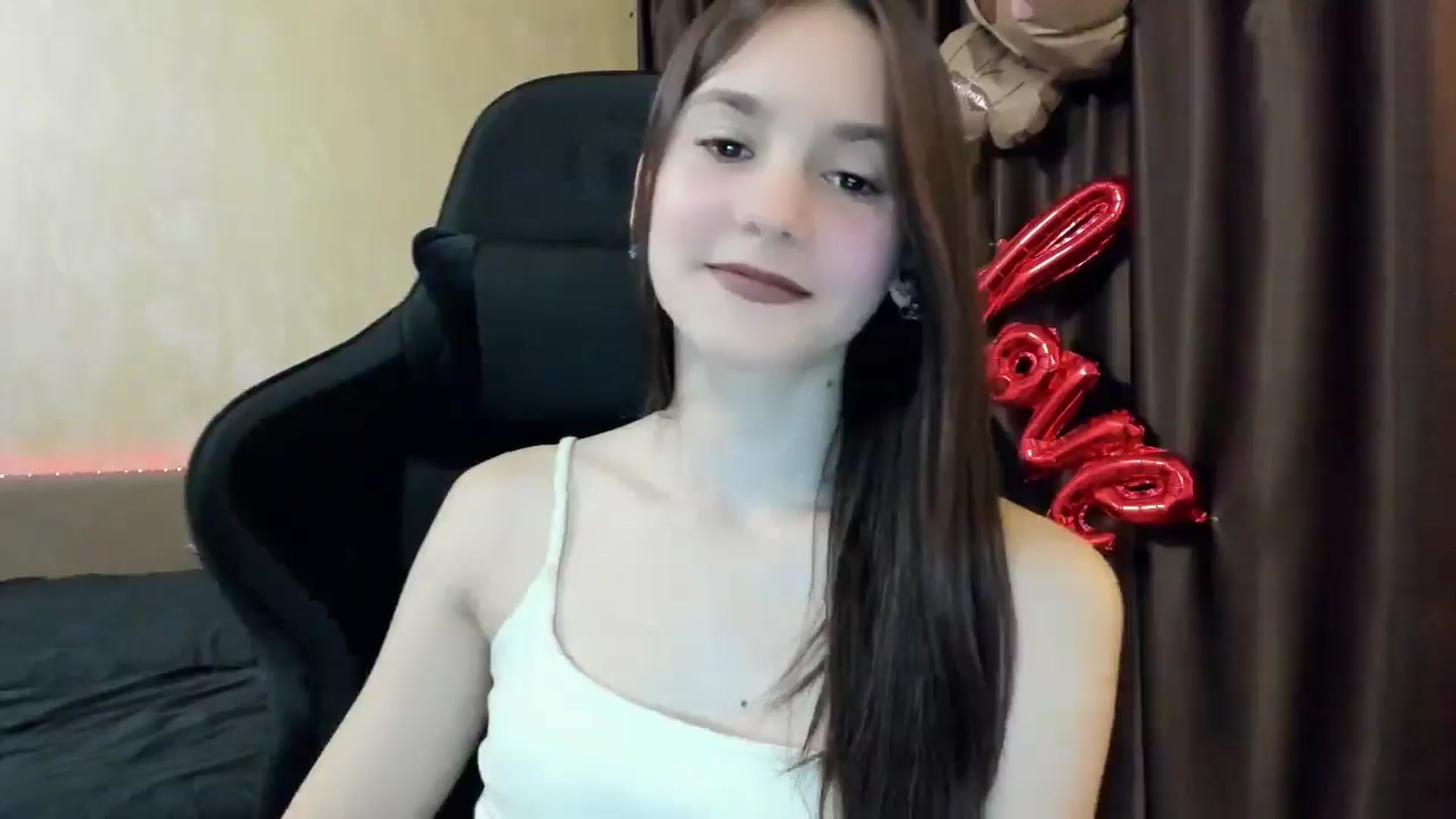 Gallery image thumbnail from Madison_Burke's myfreecams stream on, 11/07/2025, 17:22 image 9 of 20