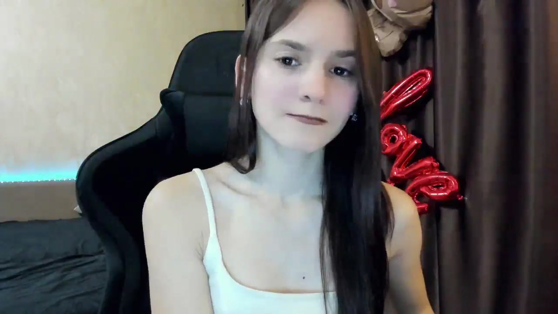 Gallery image thumbnail from Madison_Burke's myfreecams stream on, 11/07/2025, 17:22 image 10 of 20