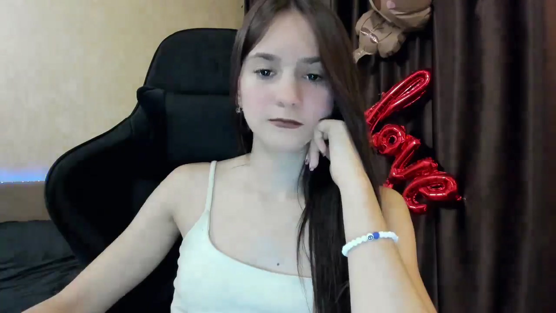 Gallery image thumbnail from Madison_Burke's myfreecams stream on, 11/07/2025, 17:22 image 4 of 20